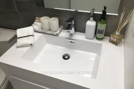 55 Stewart Street, #426