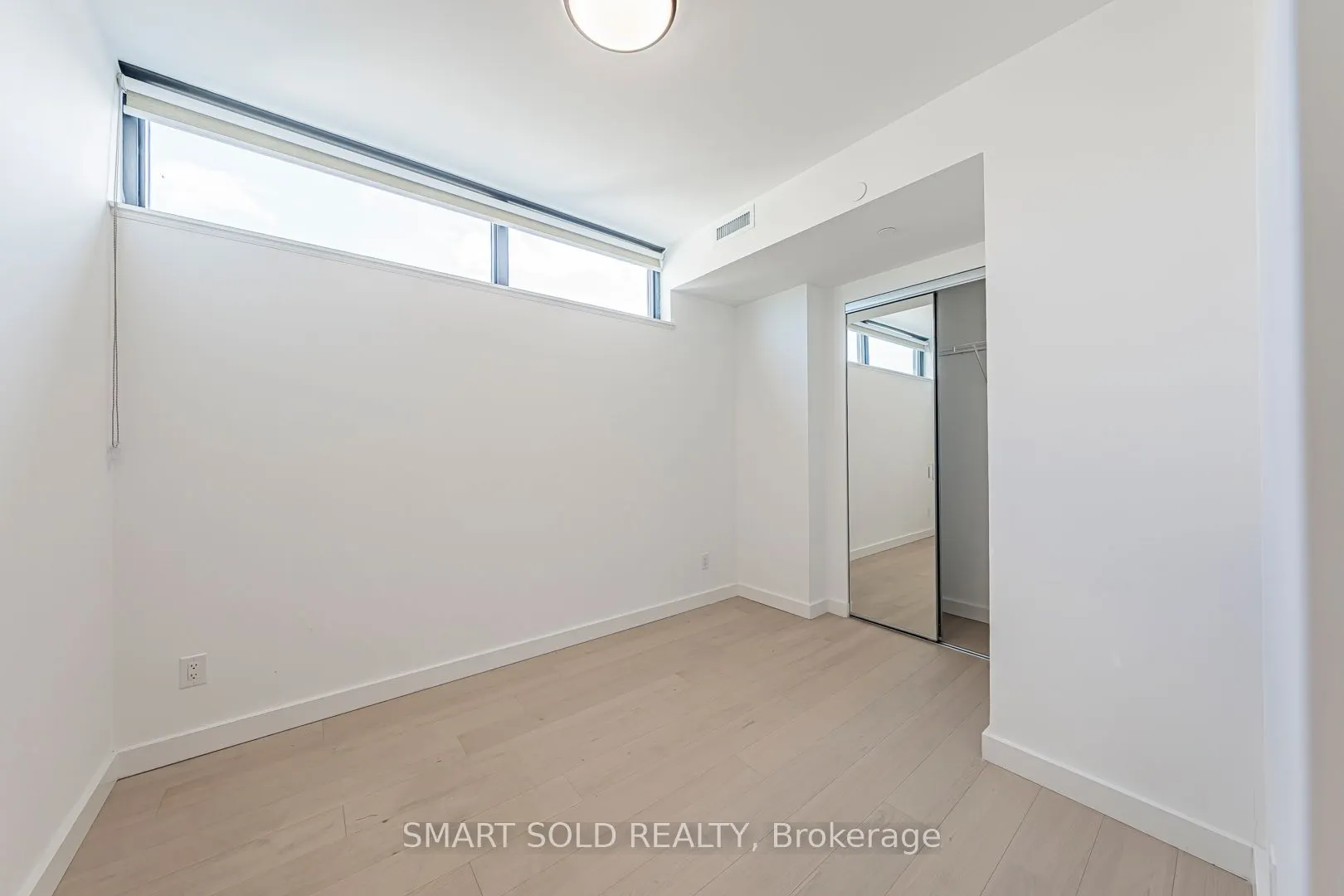 81 Wellesley Street E, #1307