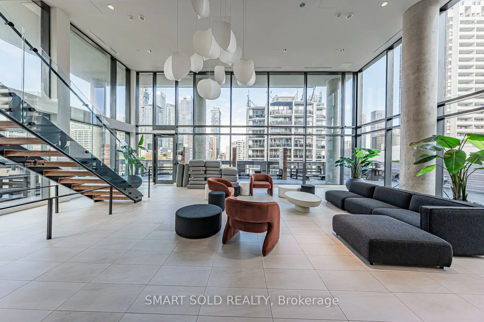 81 Wellesley Street E, #1307