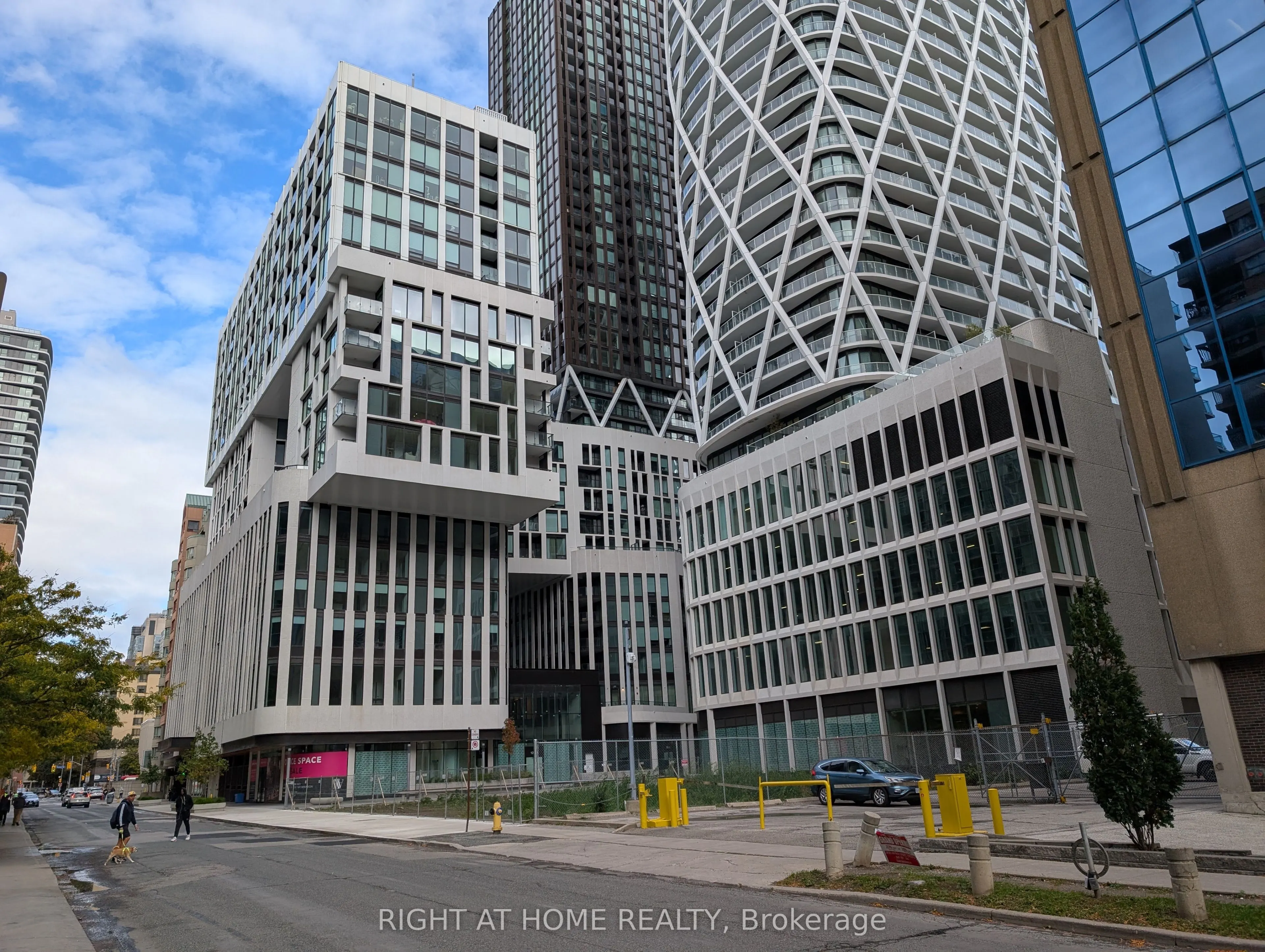 121 St. Patrick Street, #614