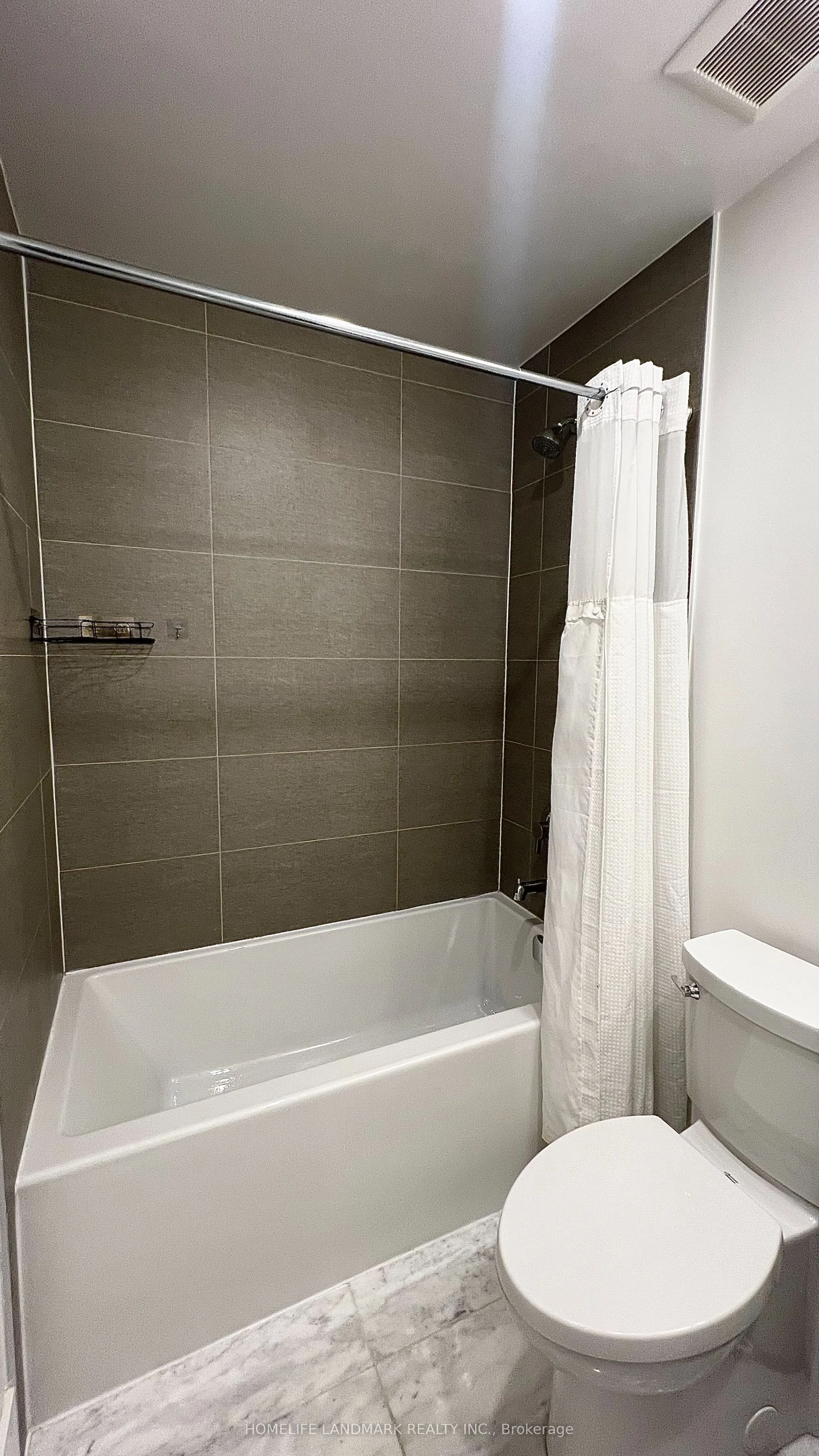 270 Davenport Road, #th #17