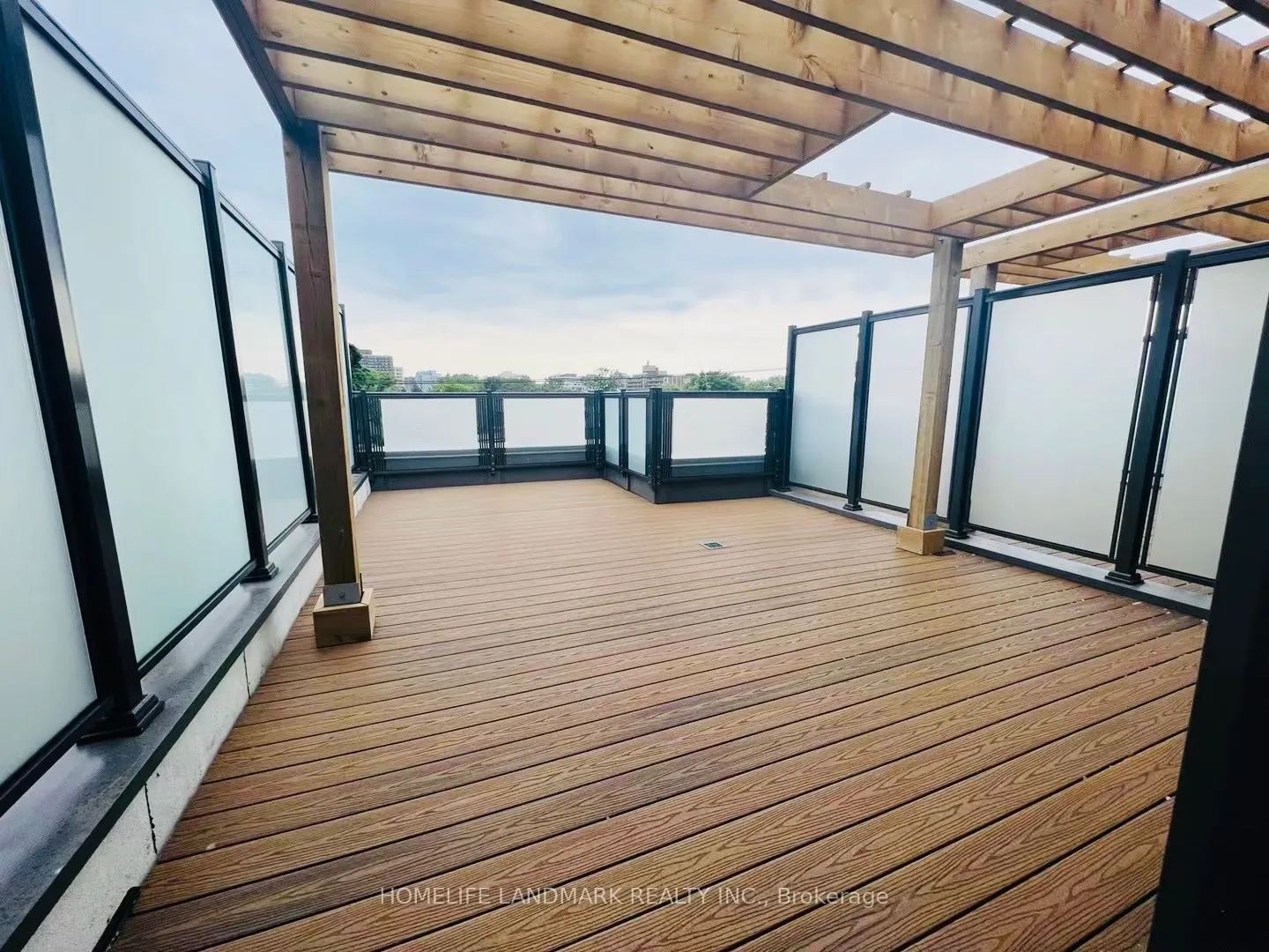 270 Davenport Road, #th #17