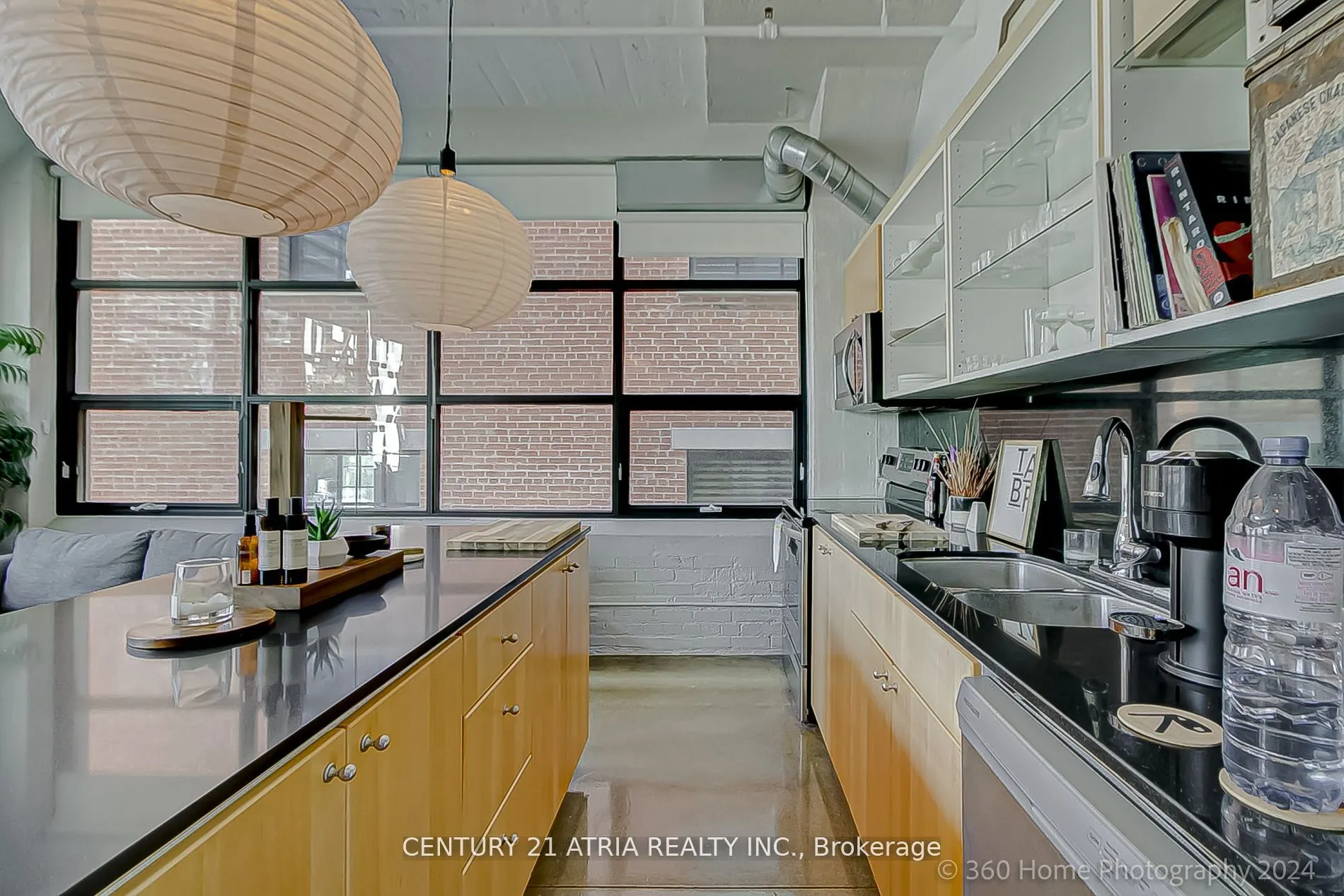 383 Adelaide Street, #313