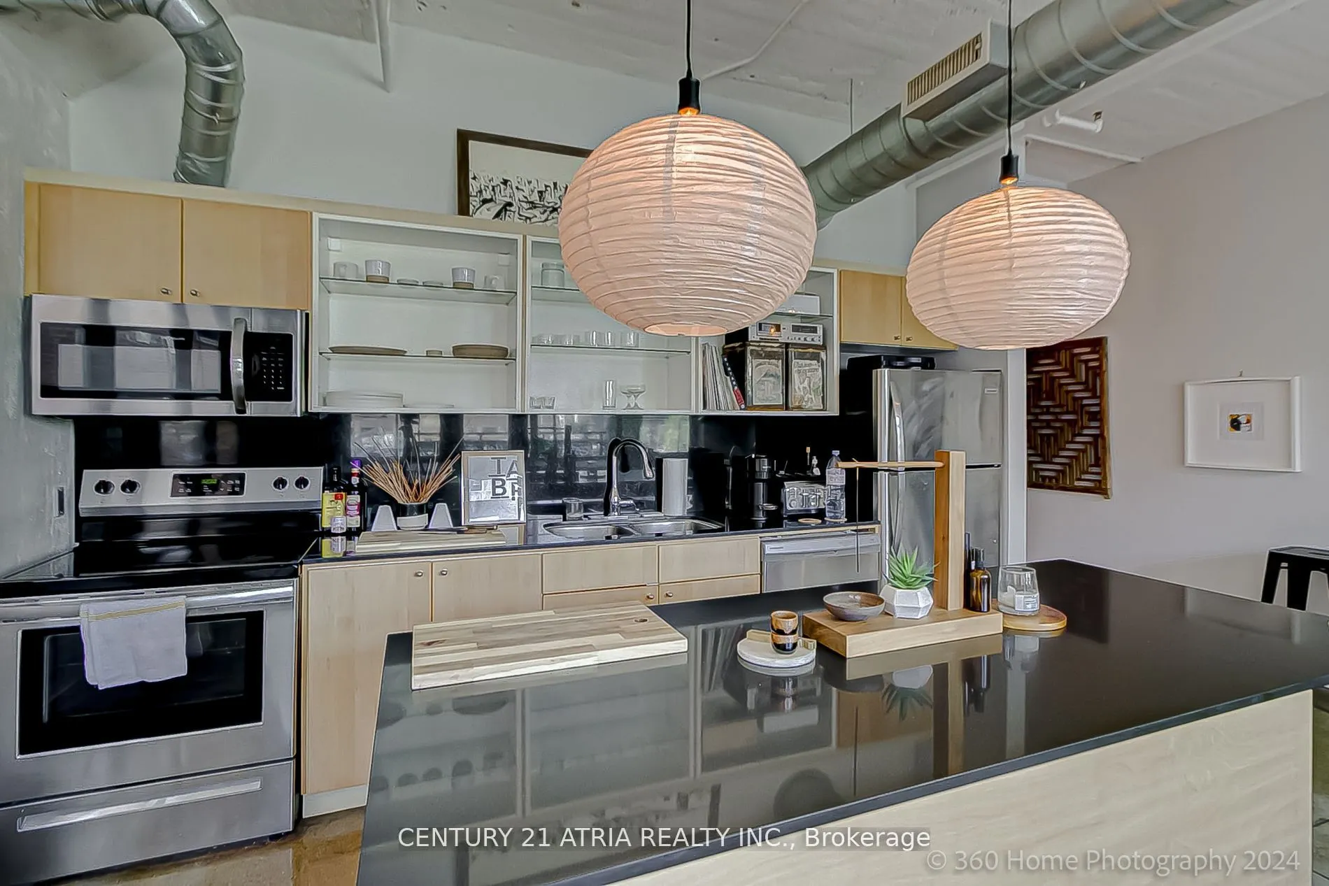 383 Adelaide Street, #313