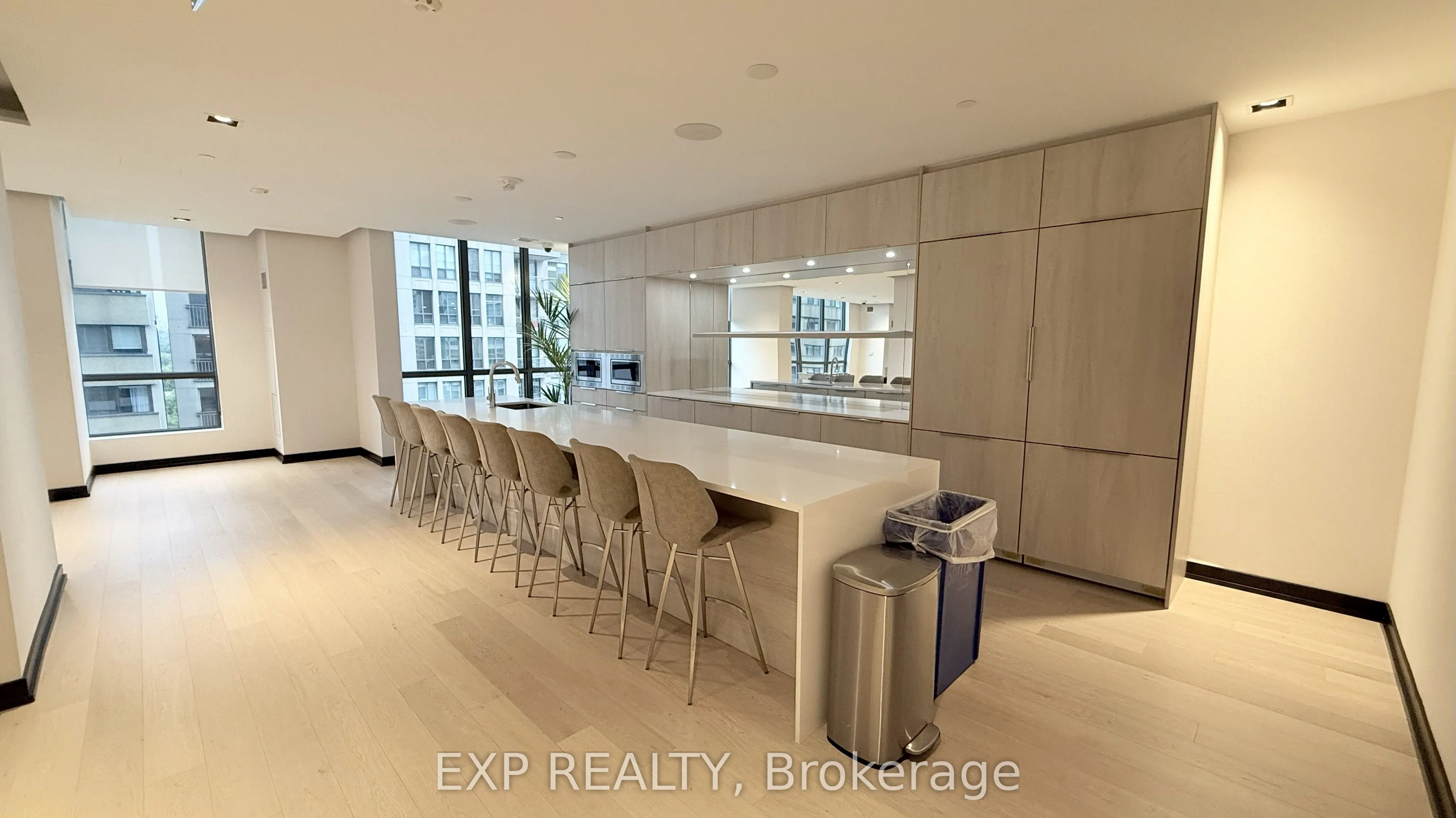 395 Bloor Street E, #3306