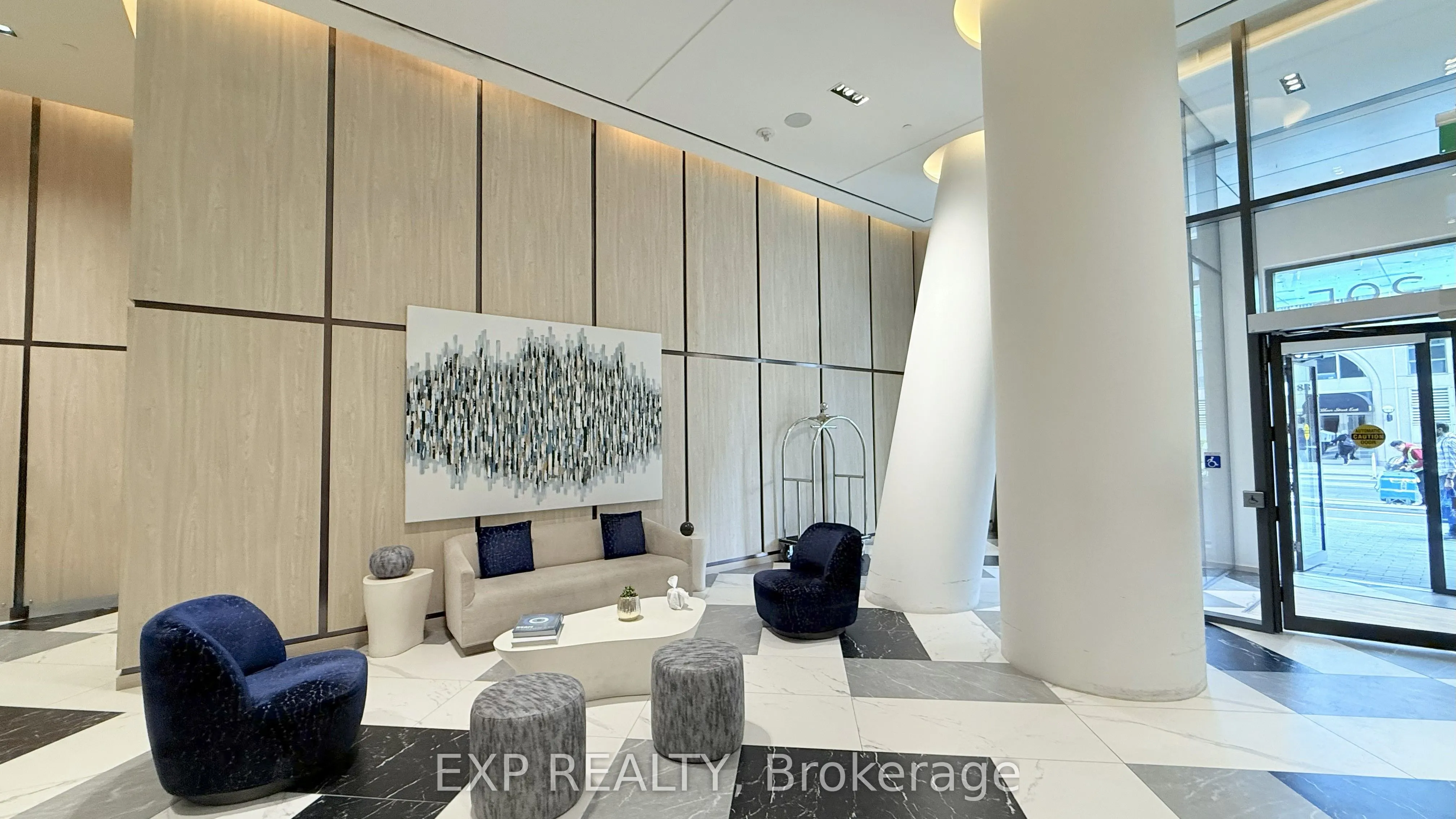 395 Bloor Street E, #3306