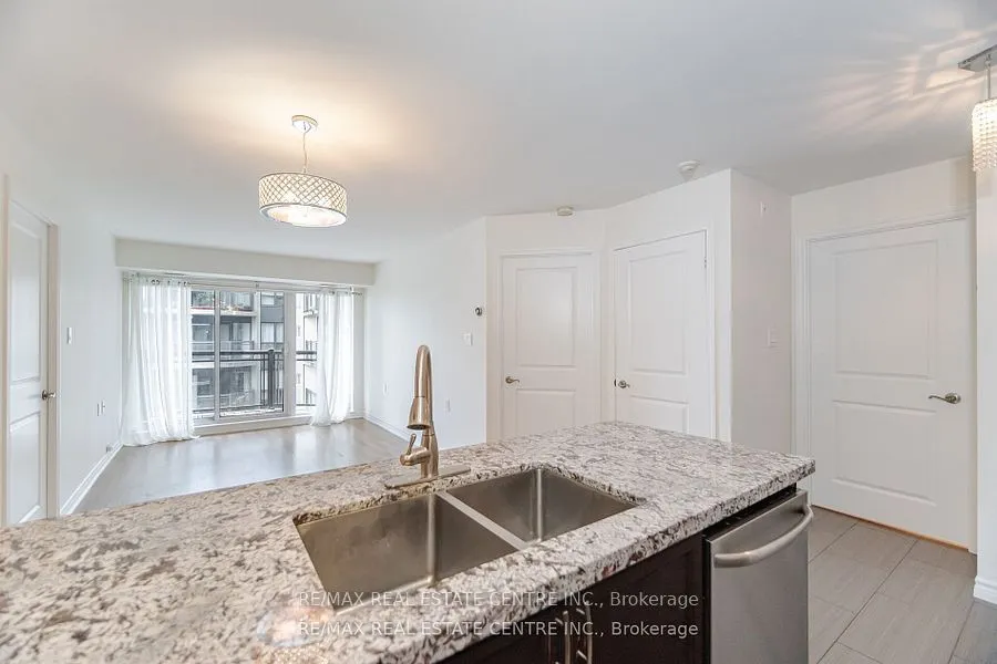 872 Sheppard Avenue W, #616