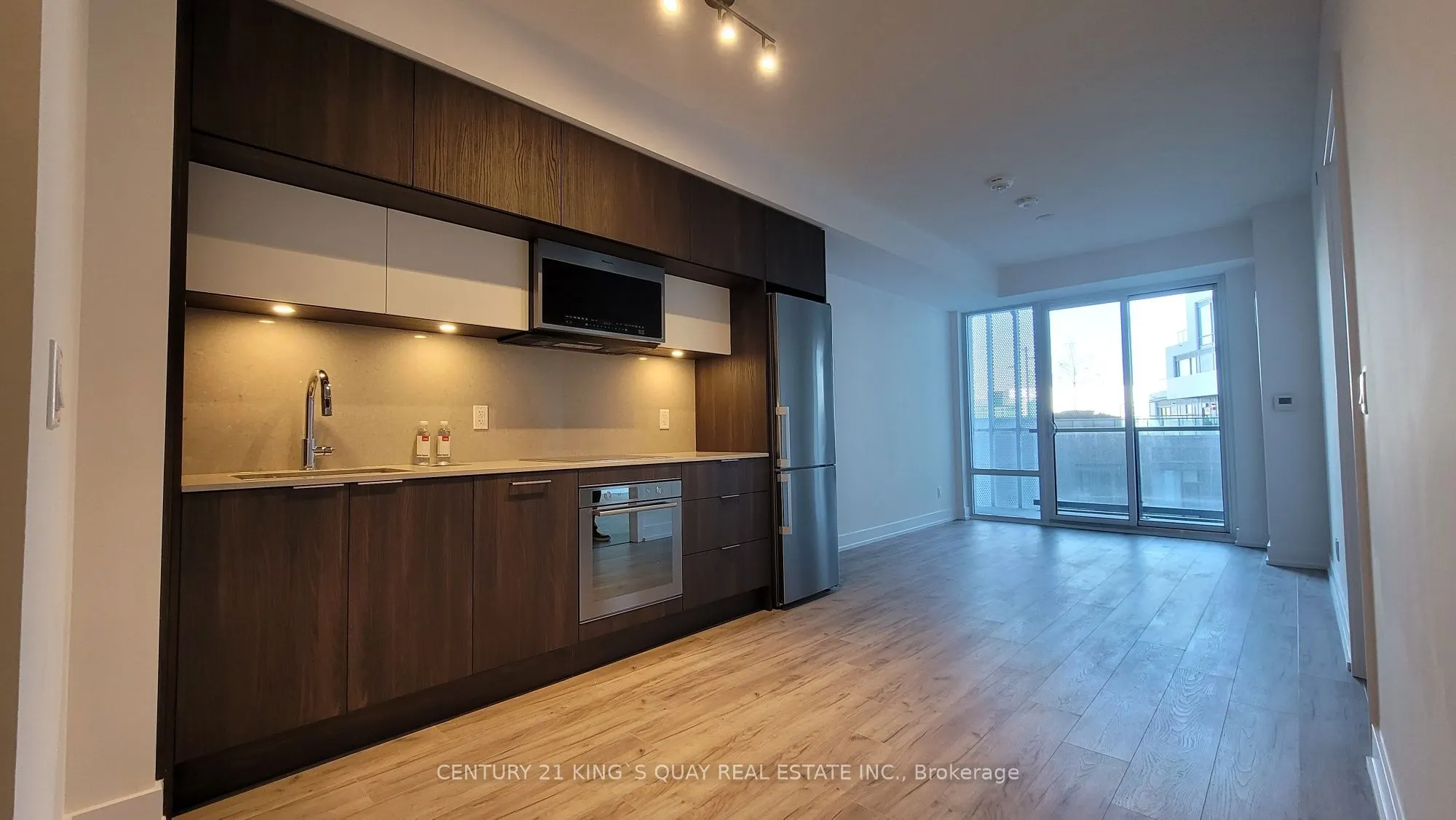 25 Adra Grado Way, #703