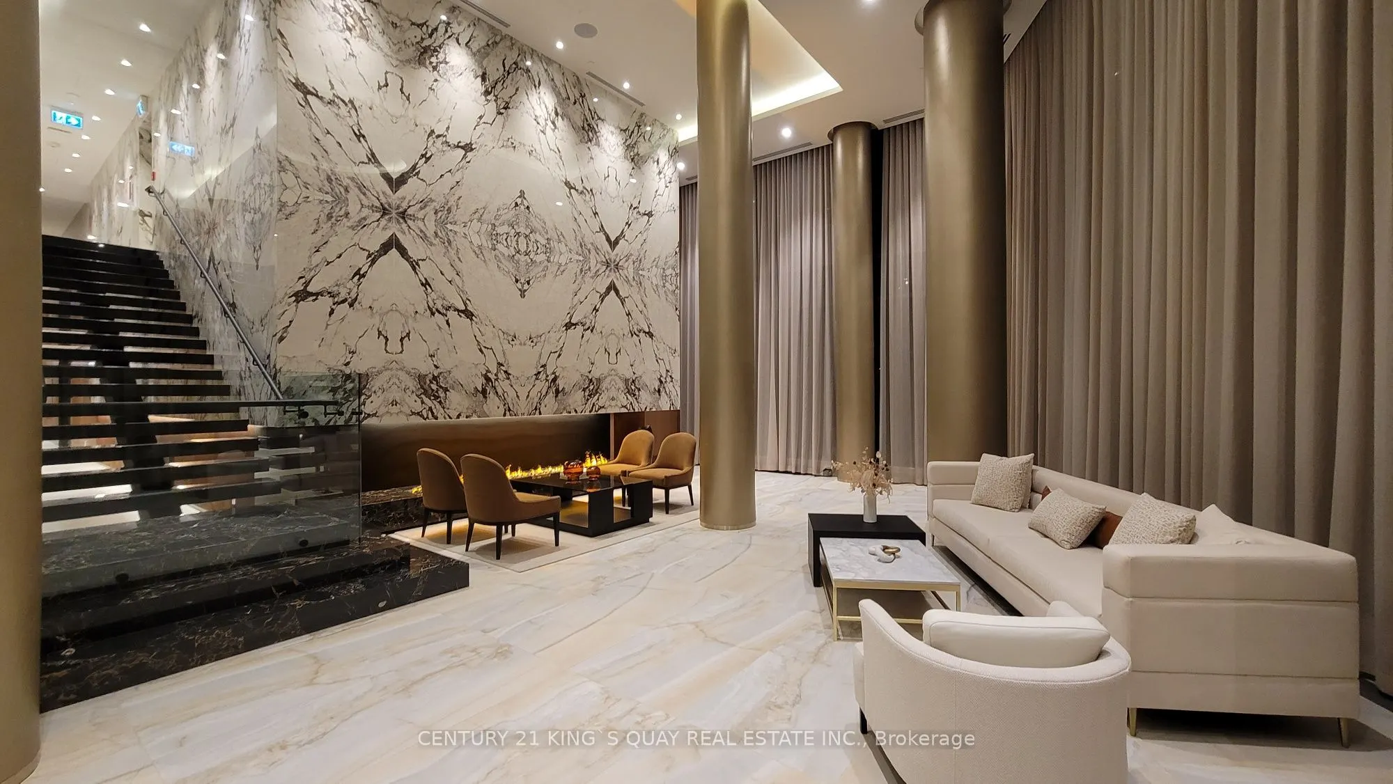 25 Adra Grado Way, #703