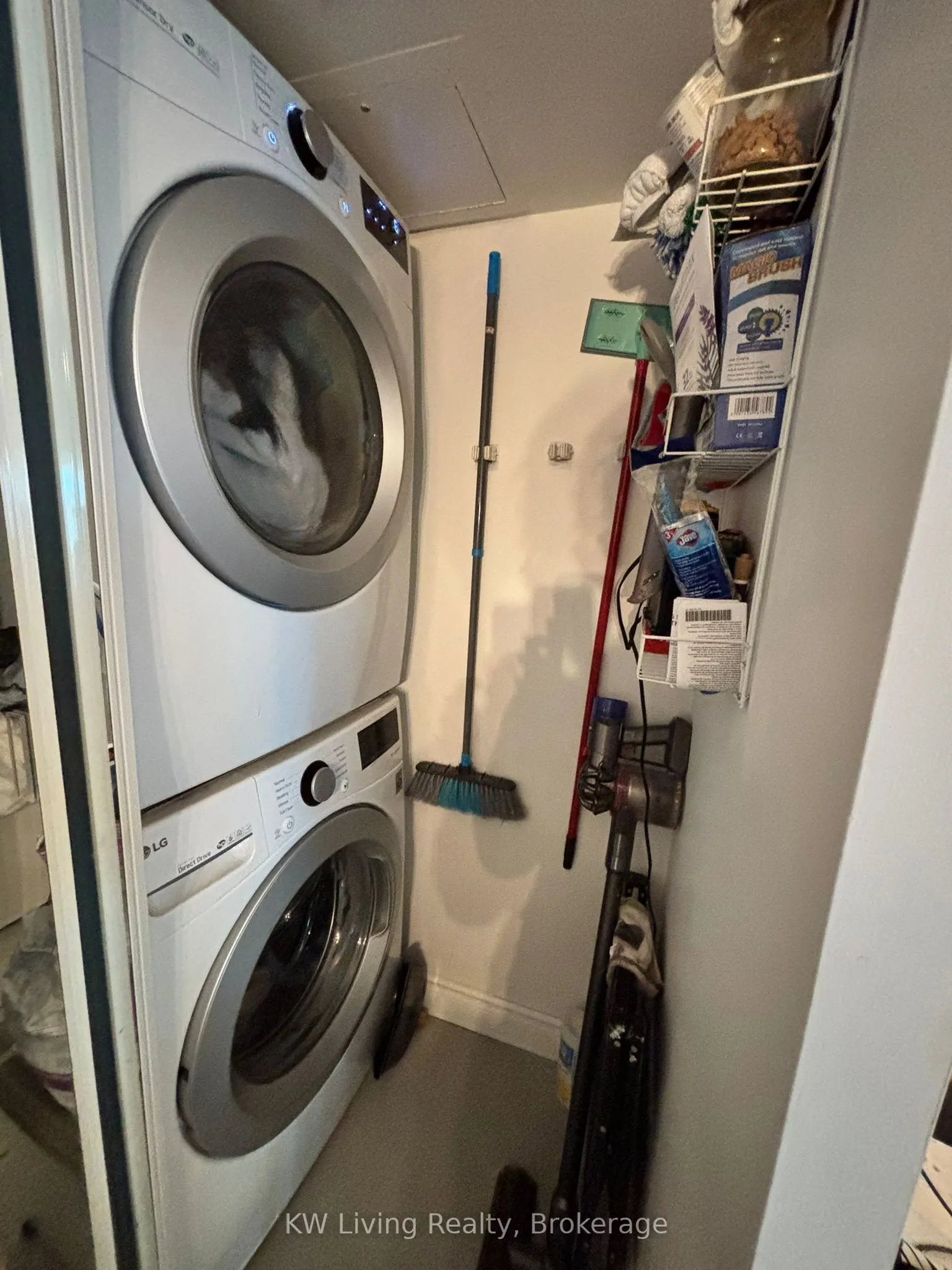 600 Queens Quay W, #920