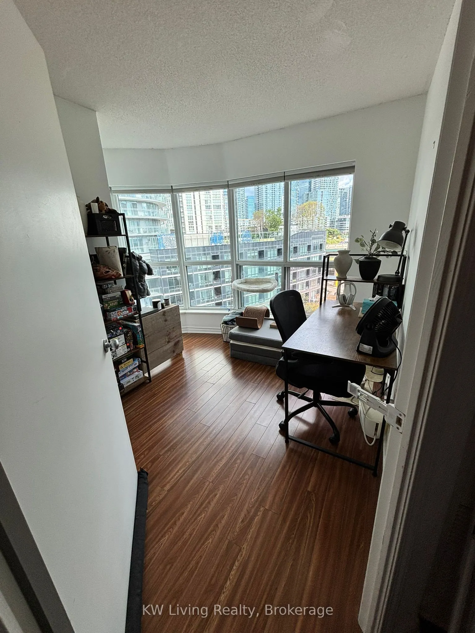 600 Queens Quay W, #920
