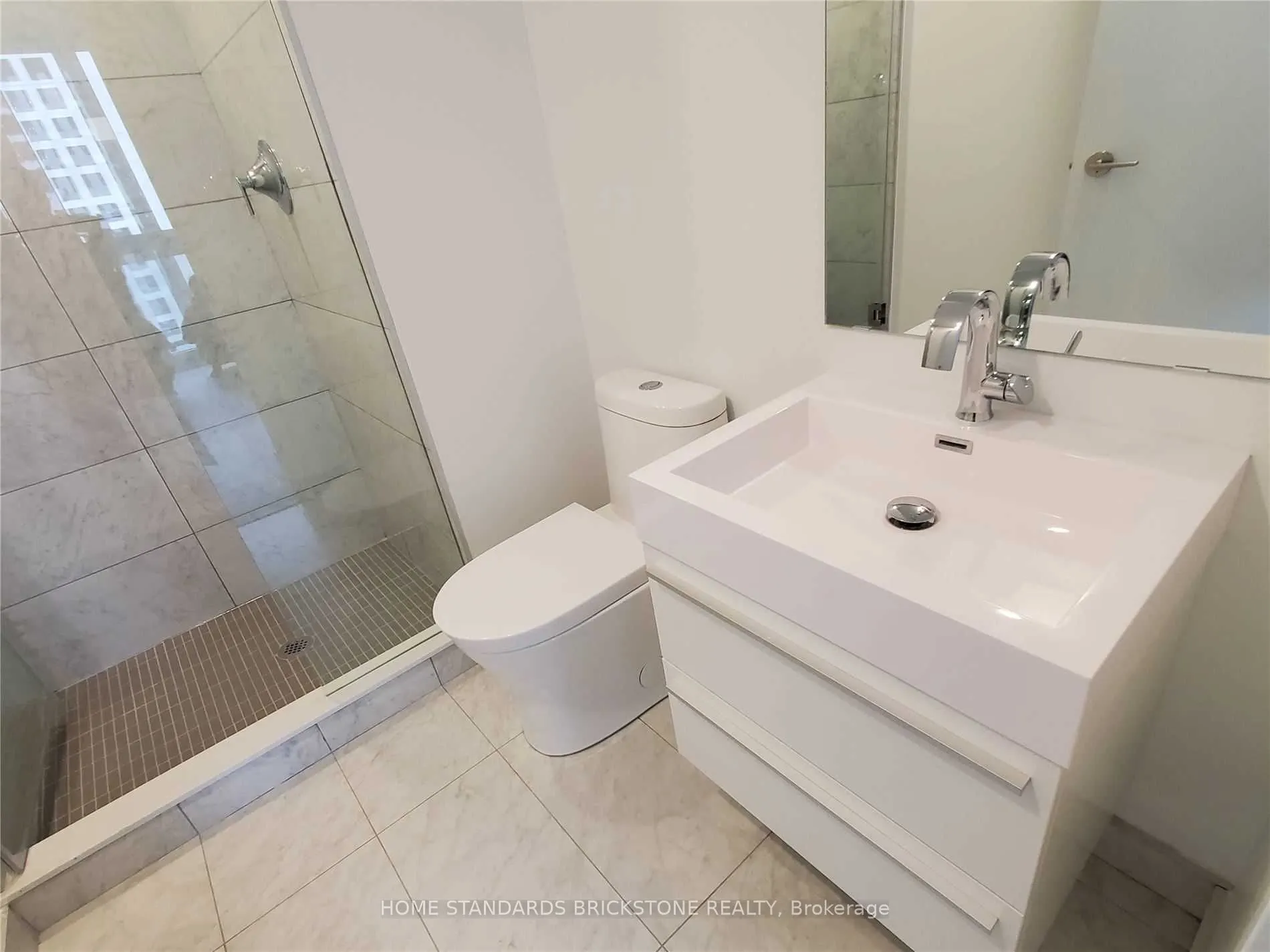 39 Roehampton Avenue, #2502