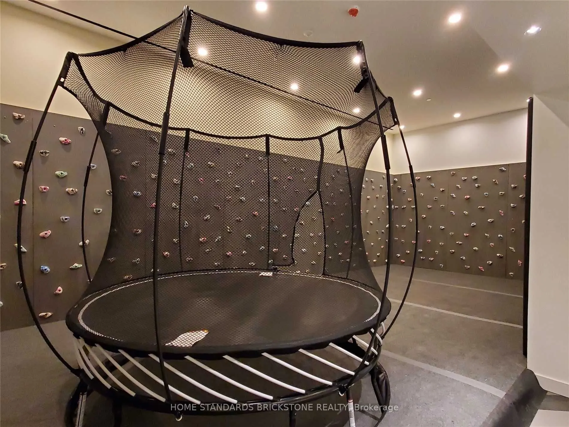 39 Roehampton Avenue, #2502