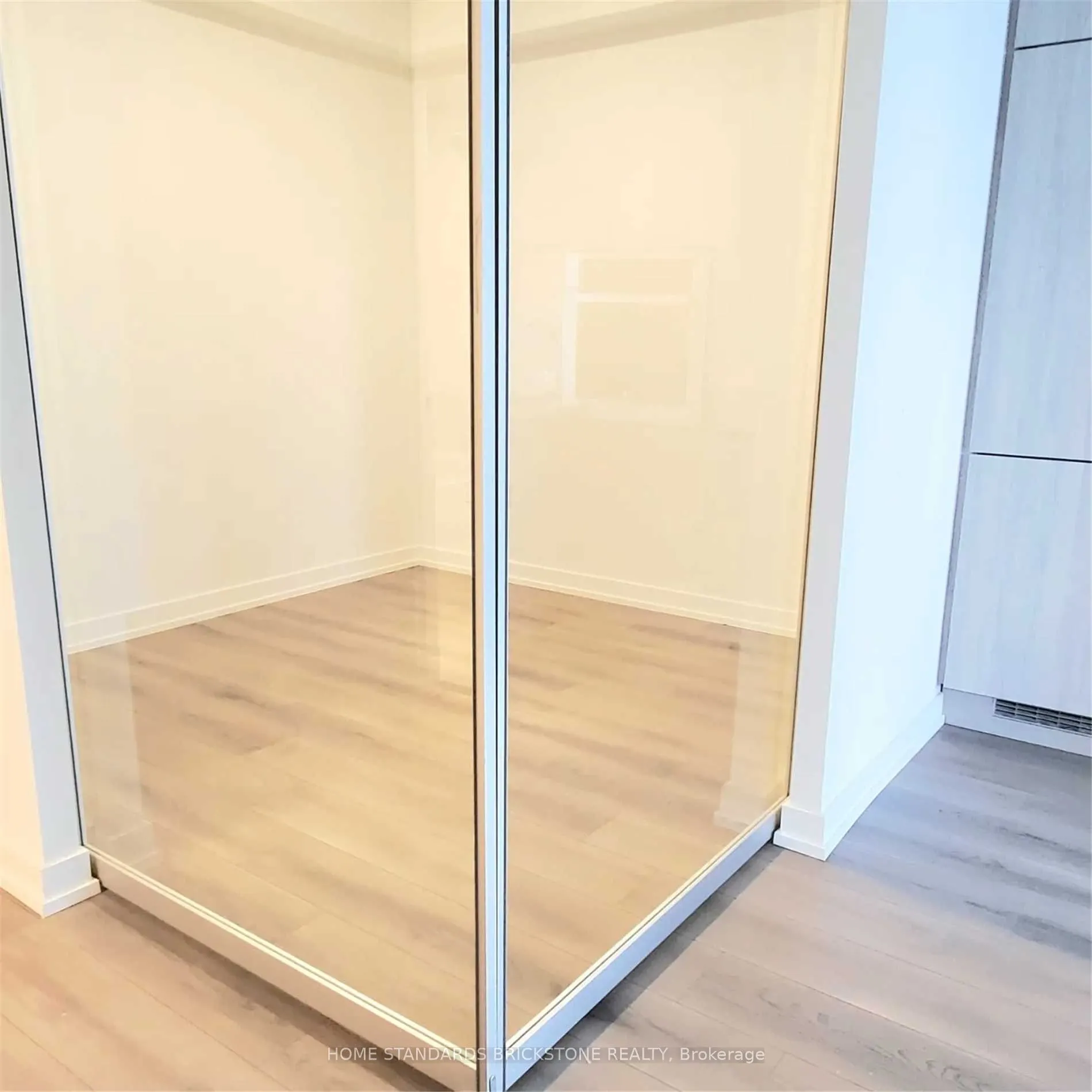 39 Roehampton Avenue, #2502