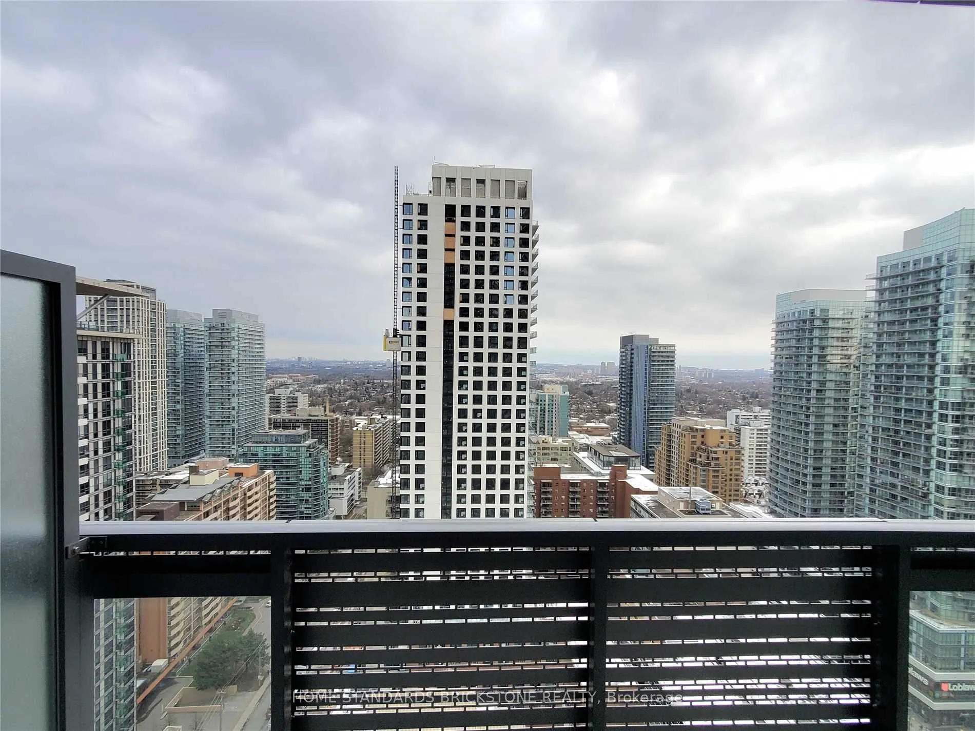 39 Roehampton Avenue, #2502