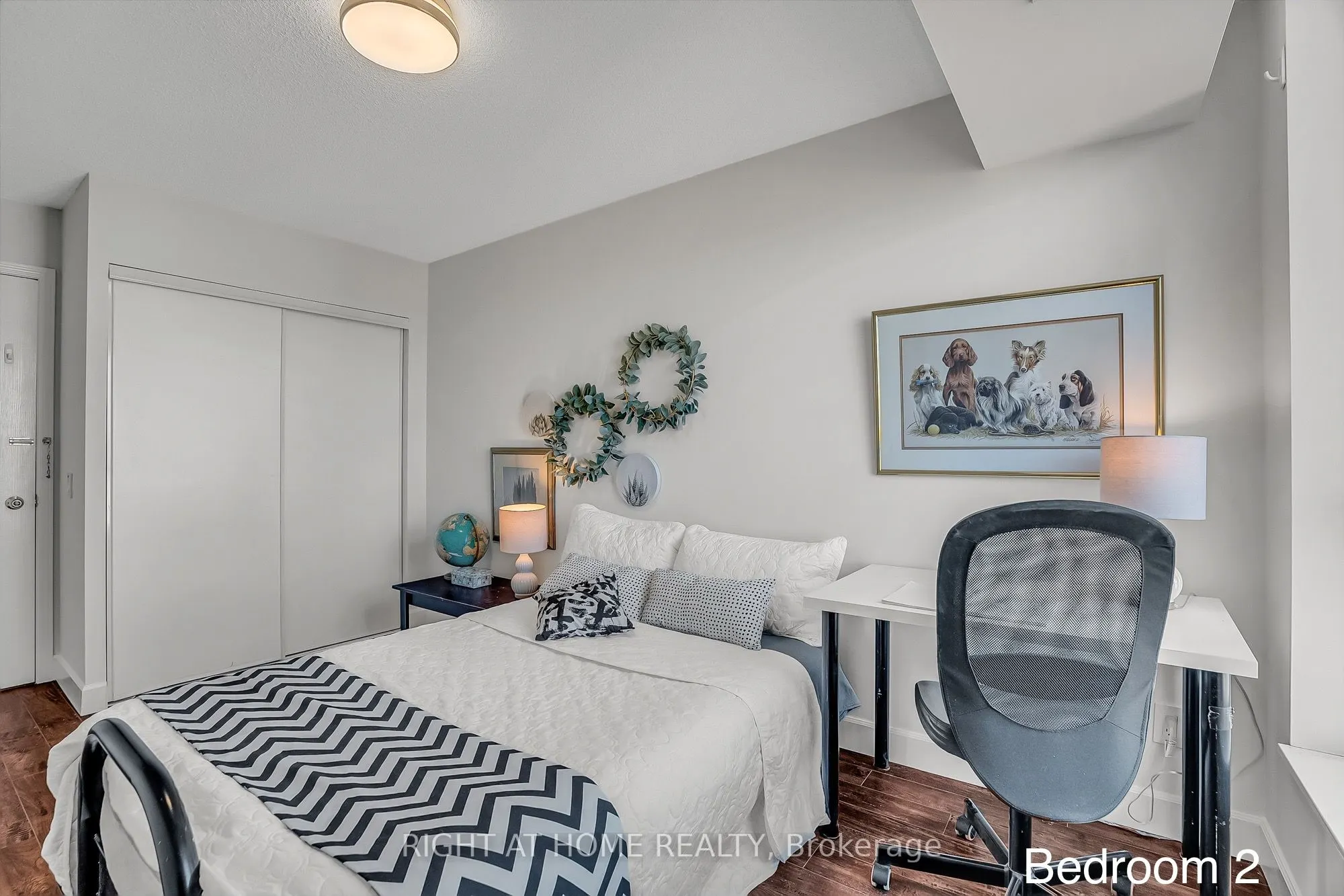 152 St Patrick Street, #1601