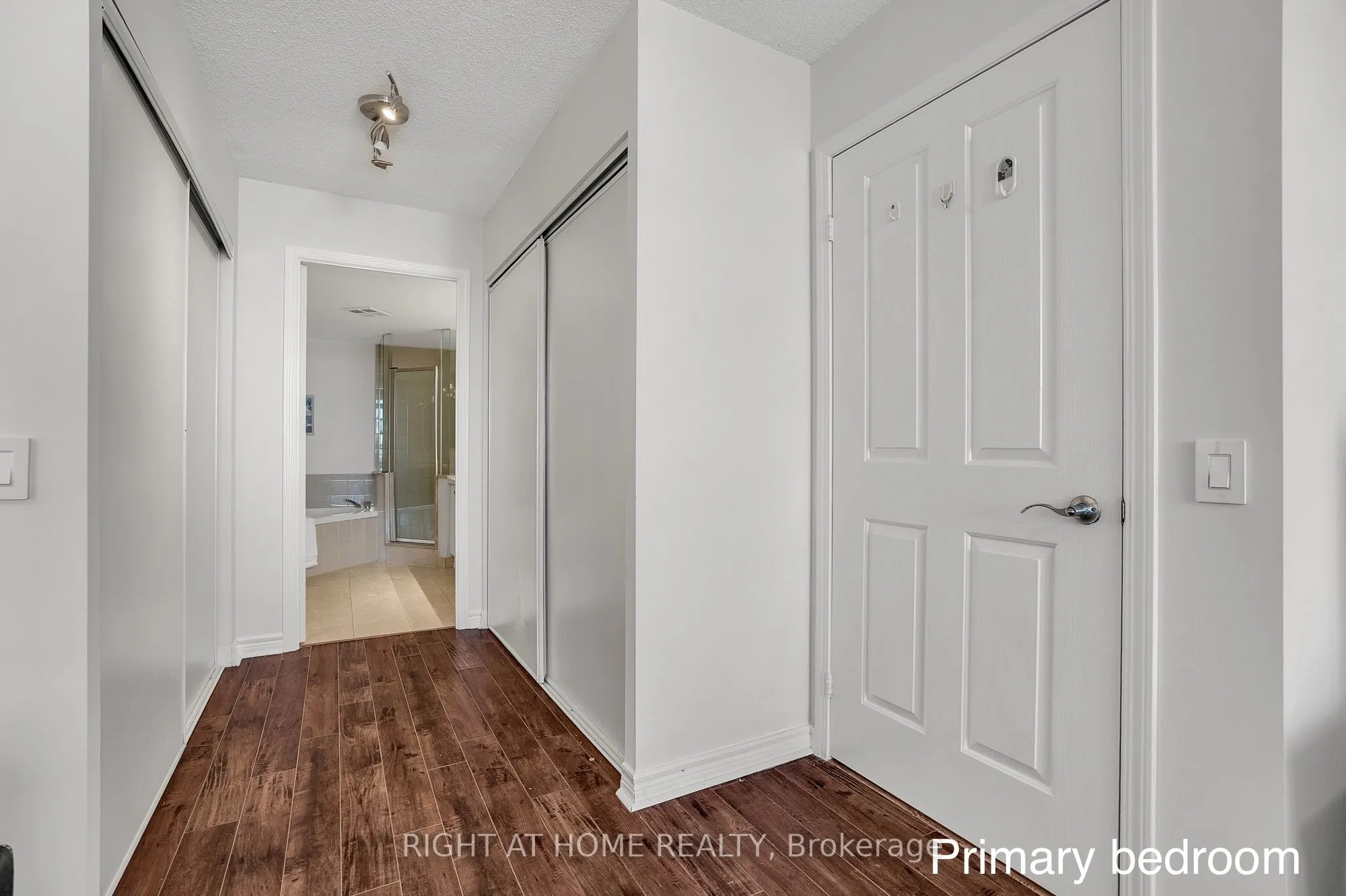 152 St Patrick Street, #1601