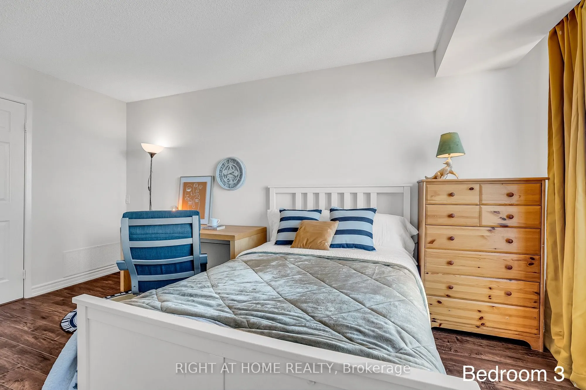 152 St Patrick Street, #1601