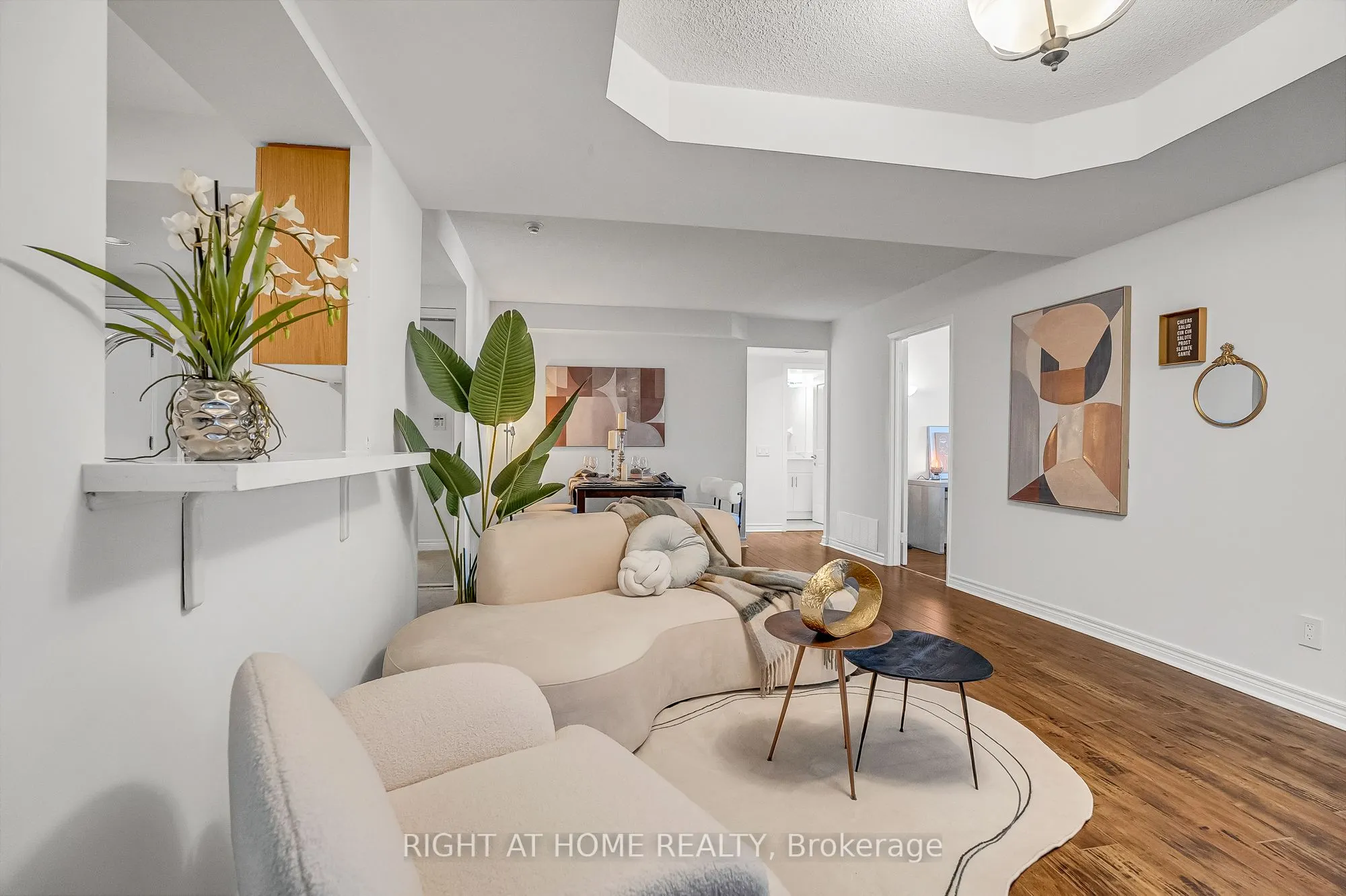 152 St Patrick Street, #1601