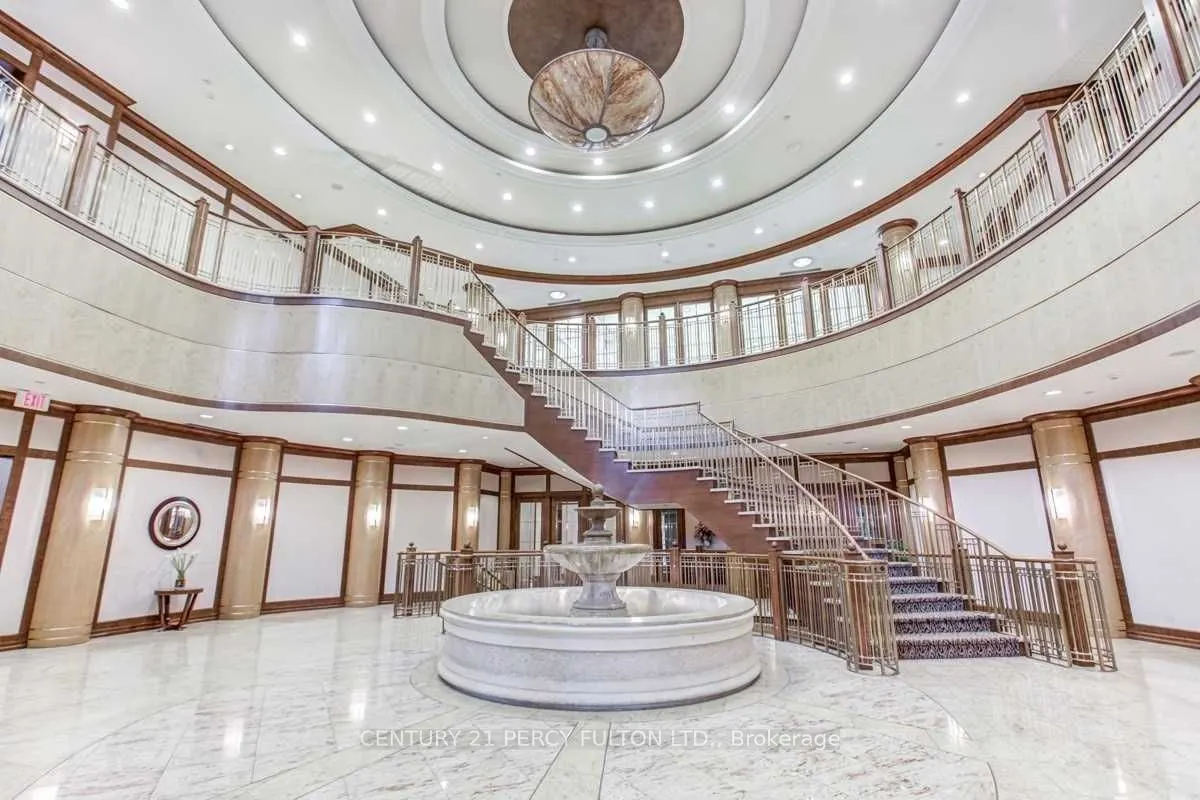 78 Harrison Garden Boulevard, #414