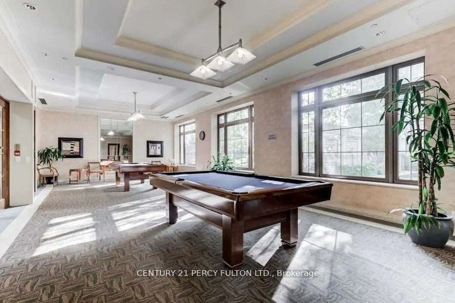 78 Harrison Garden Boulevard, #414