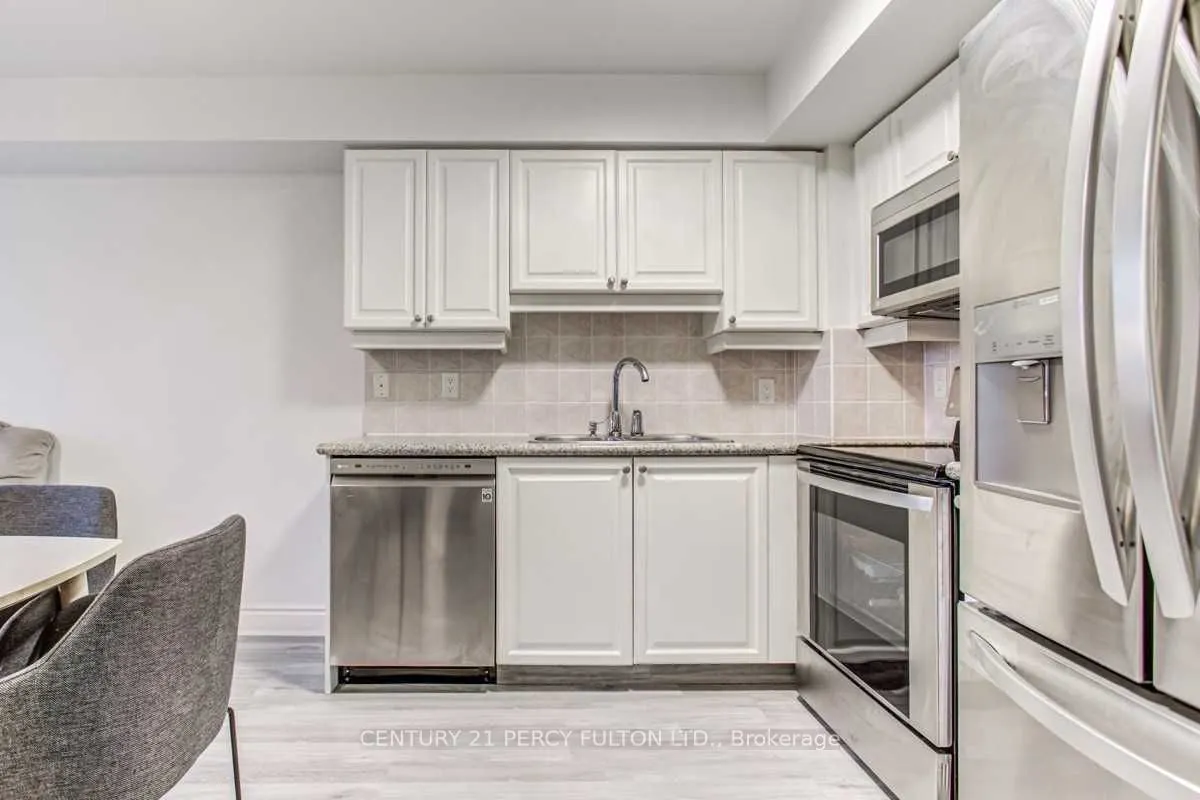 78 Harrison Garden Boulevard, #414