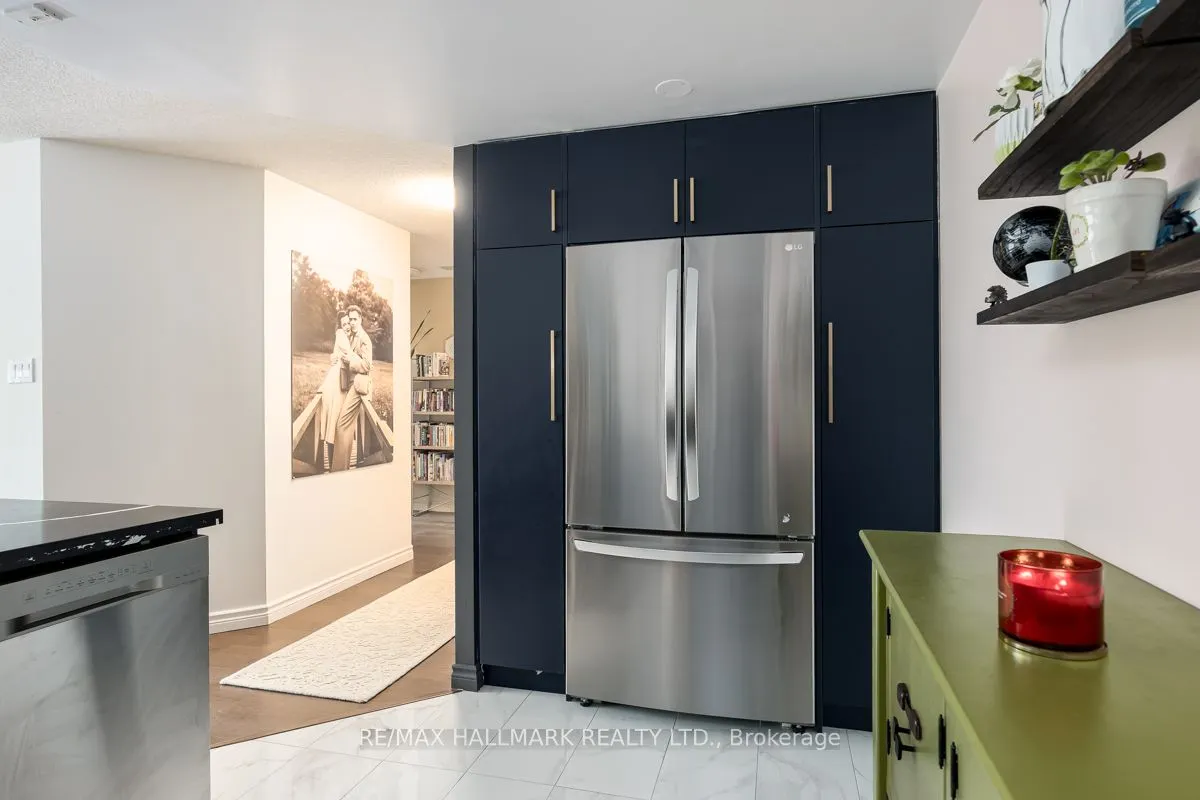 1101 Steeles Avenue W, #207