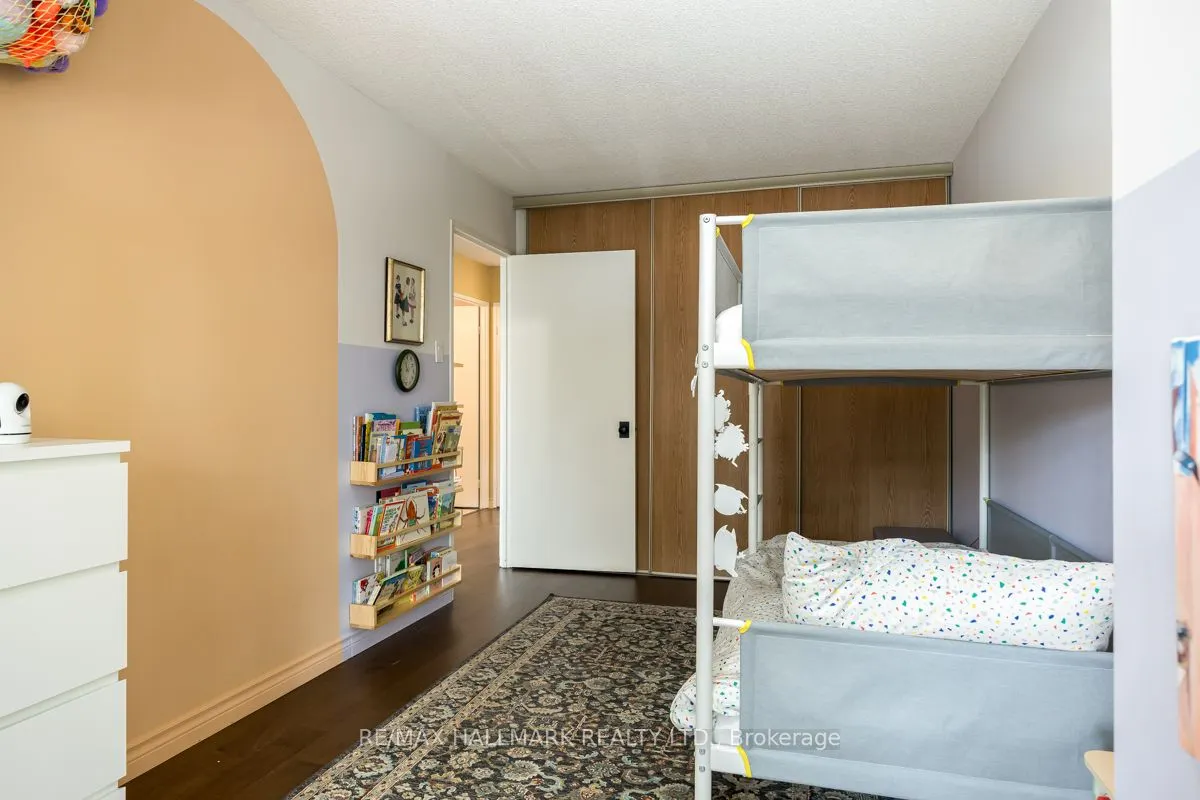 1101 Steeles Avenue W, #207