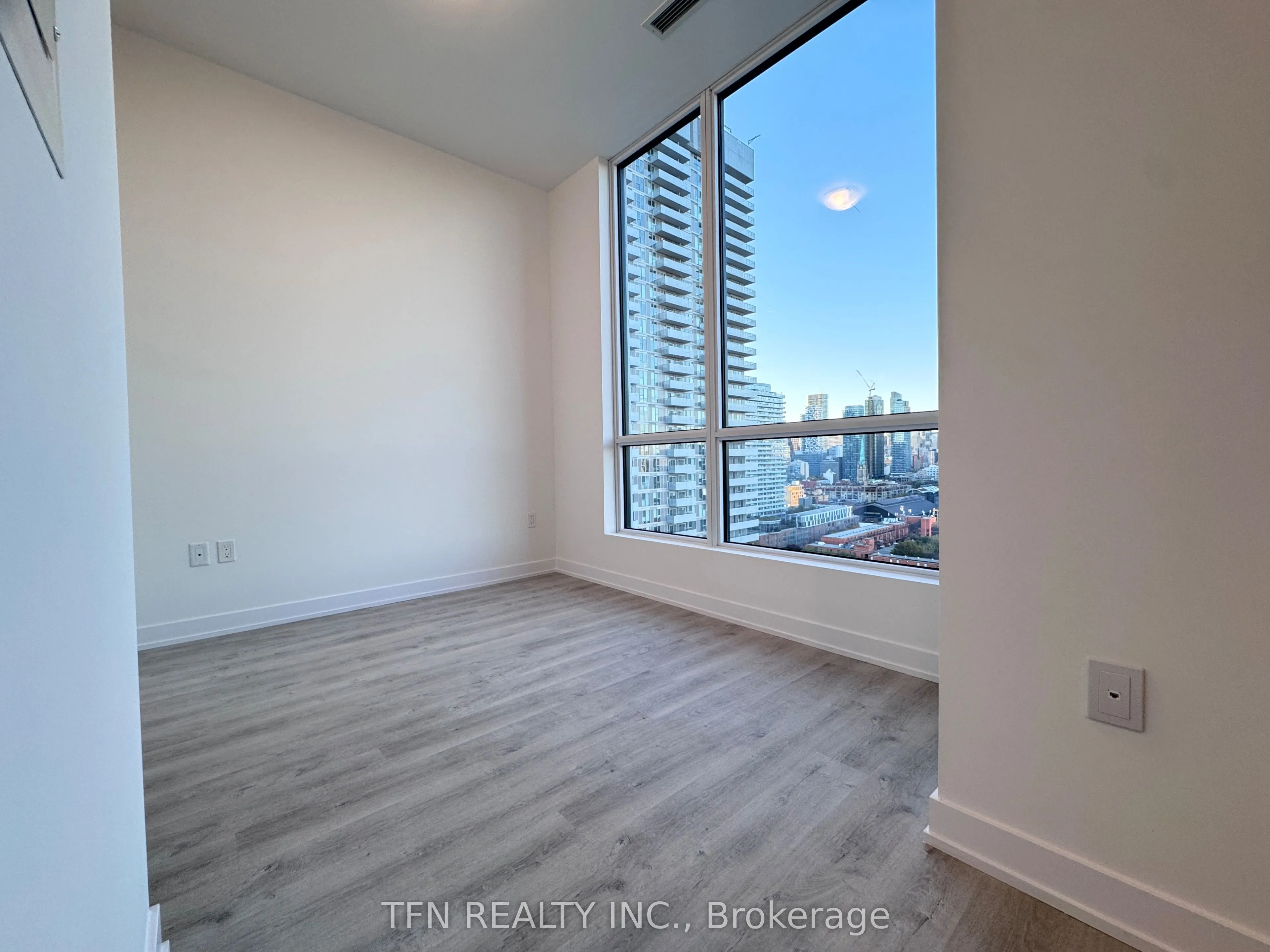 15 Richardson Street, #2003