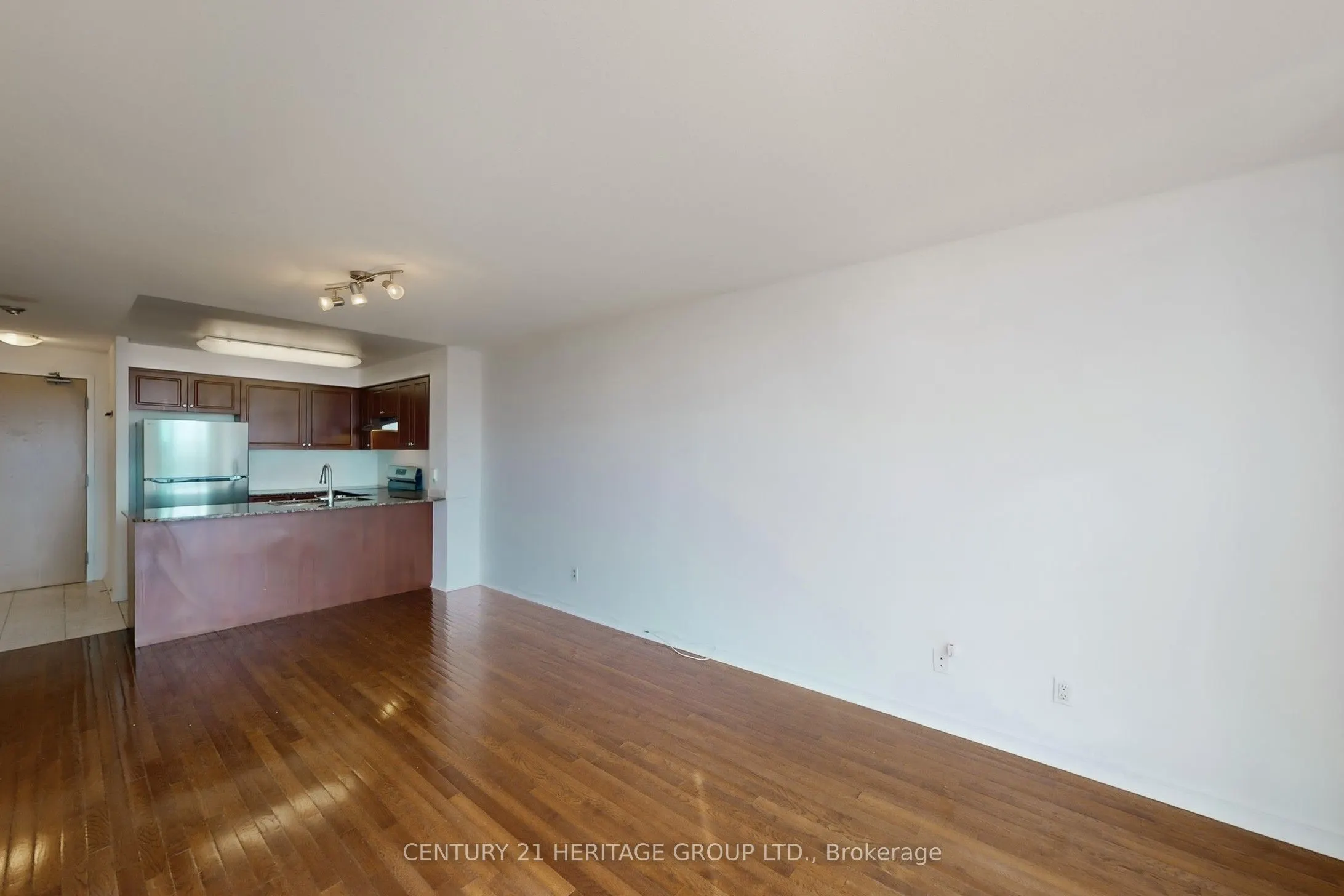 509 Beecroft Road, #2008