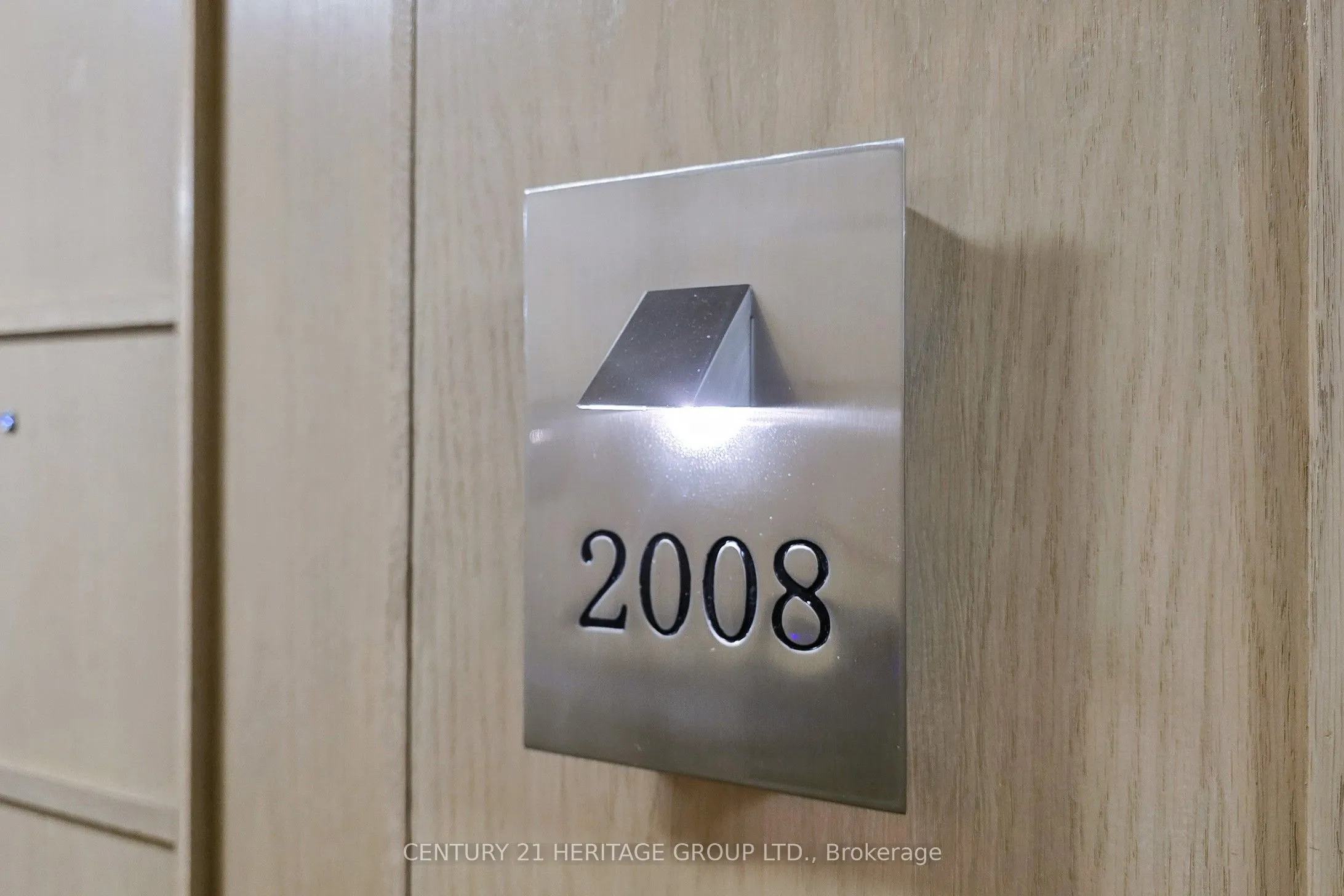 509 Beecroft Road, #2008