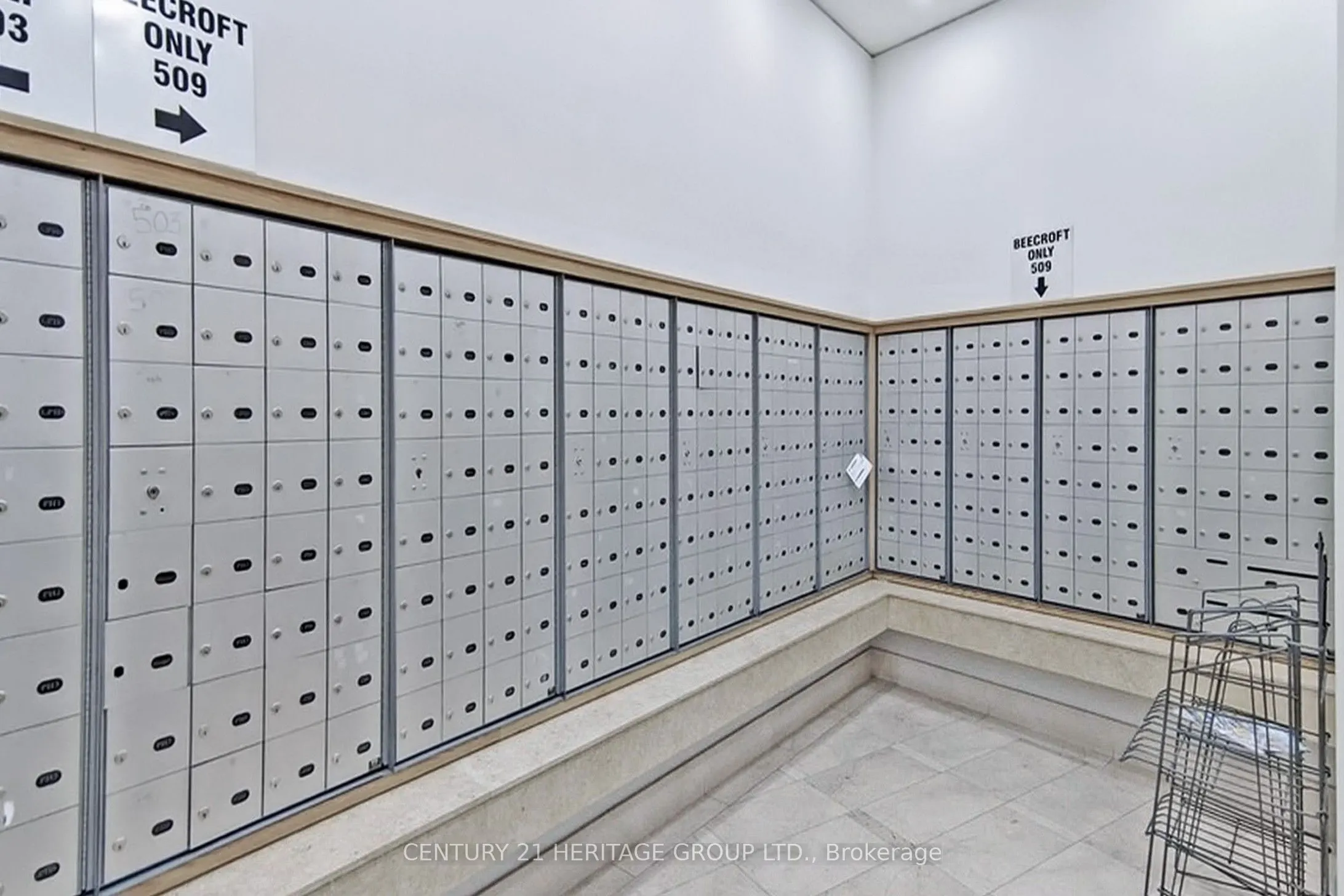 509 Beecroft Road, #2008