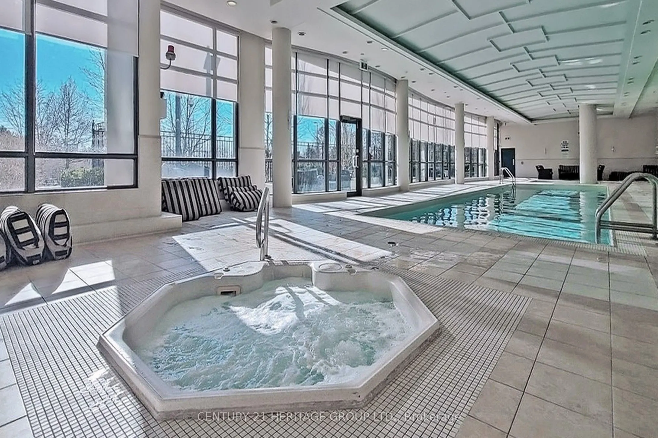 509 Beecroft Road, #2008