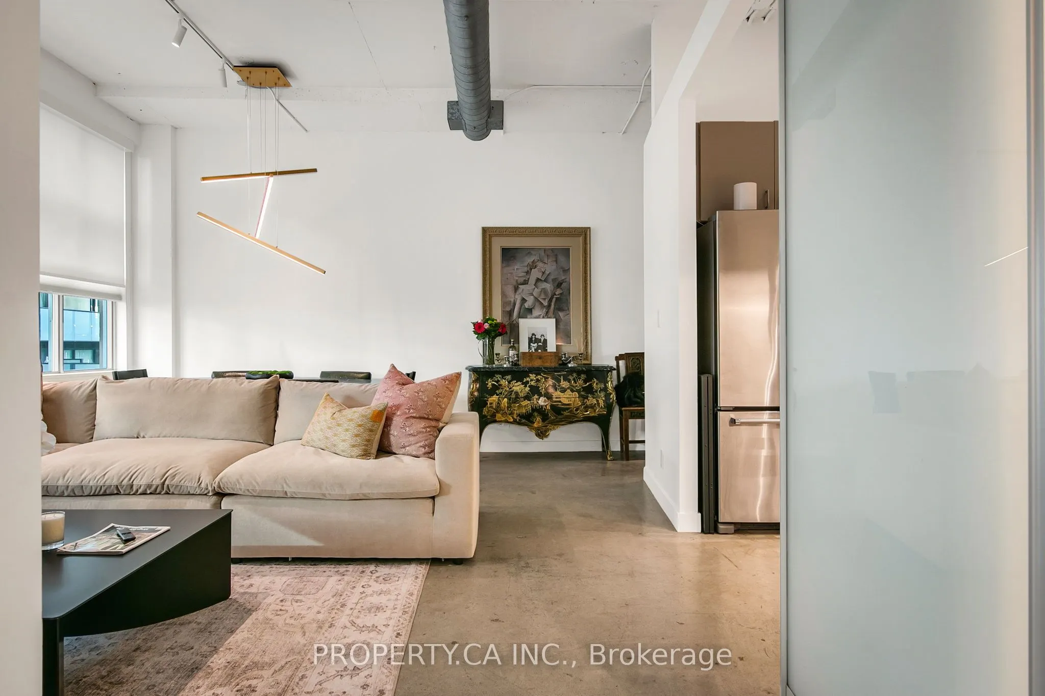 188 Eglinton Avenue E, #306