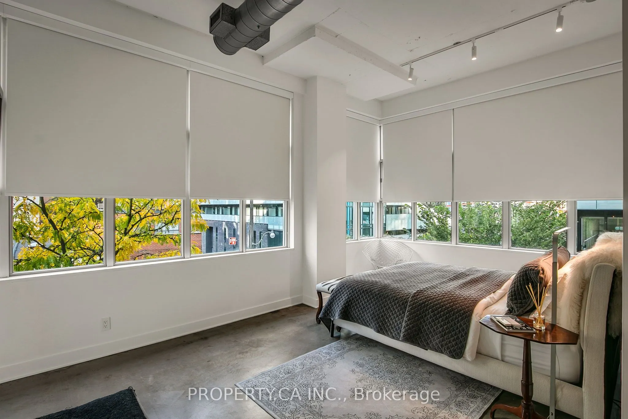 188 Eglinton Avenue E, #306