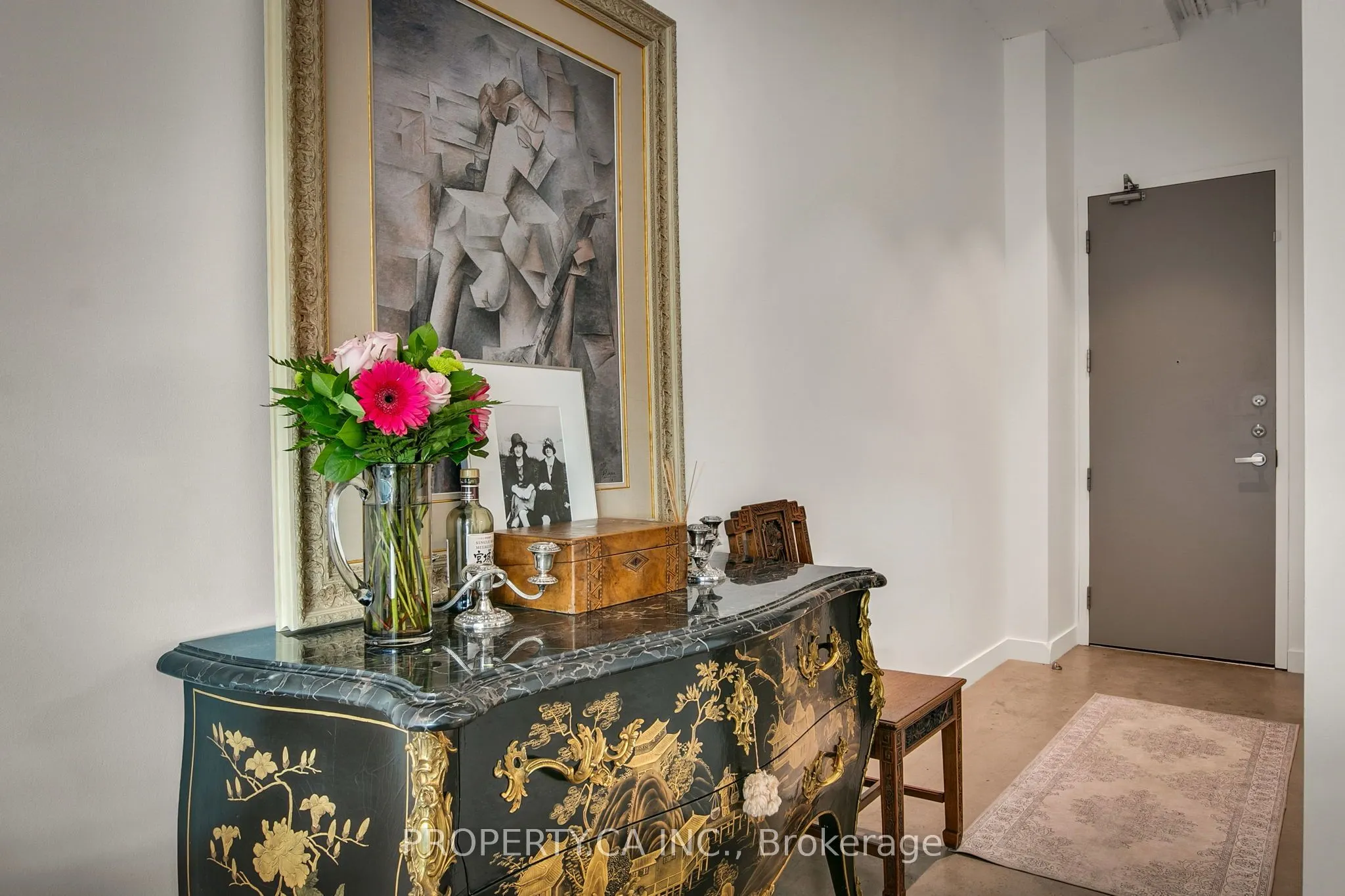 188 Eglinton Avenue E, #306