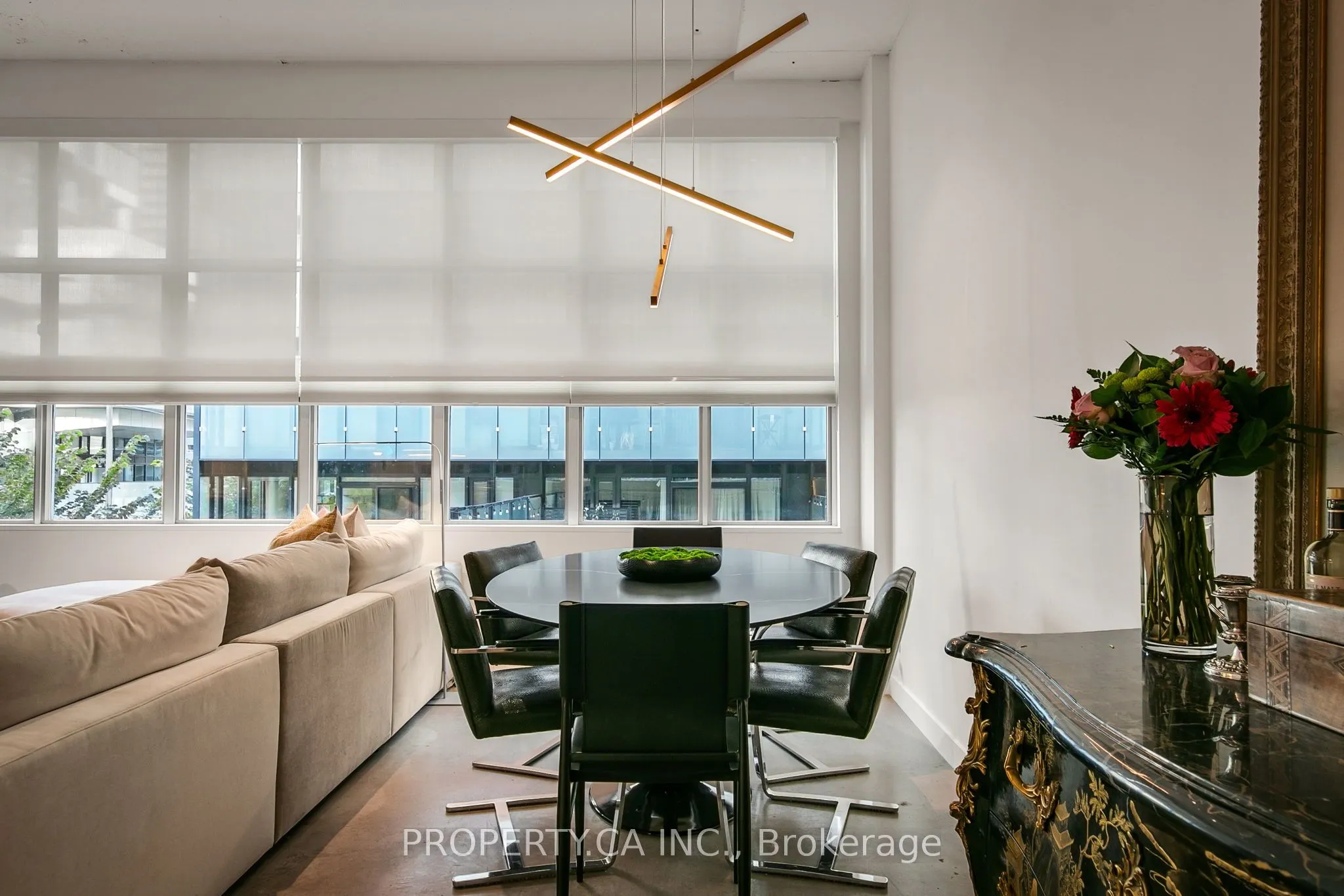 188 Eglinton Avenue E, #306