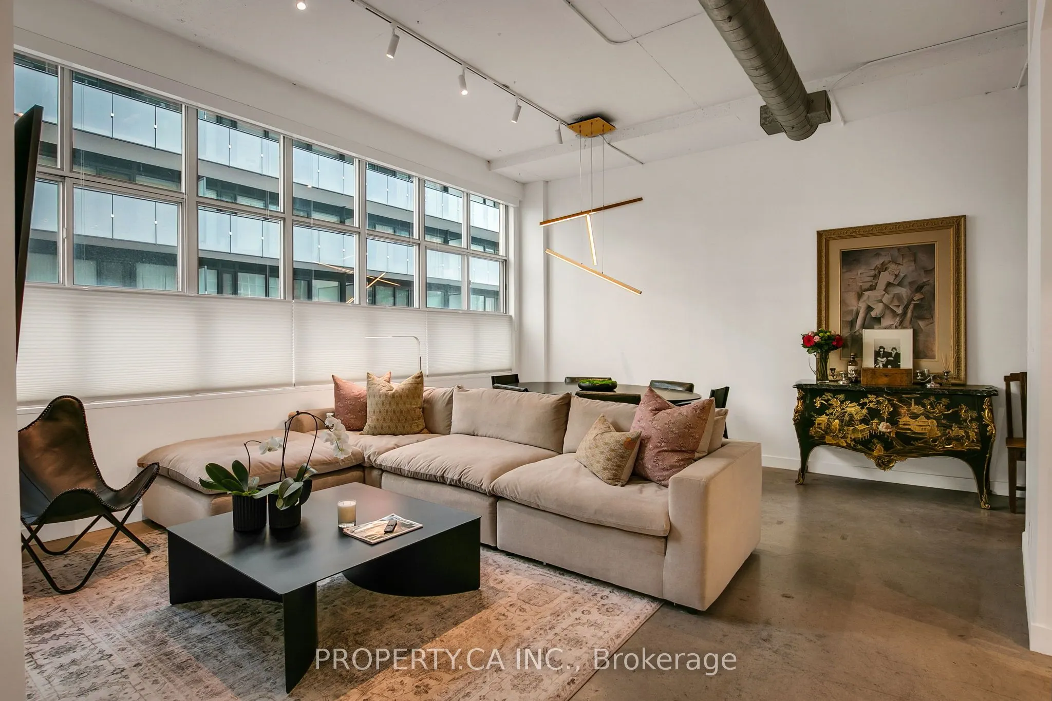 188 Eglinton Avenue E, #306