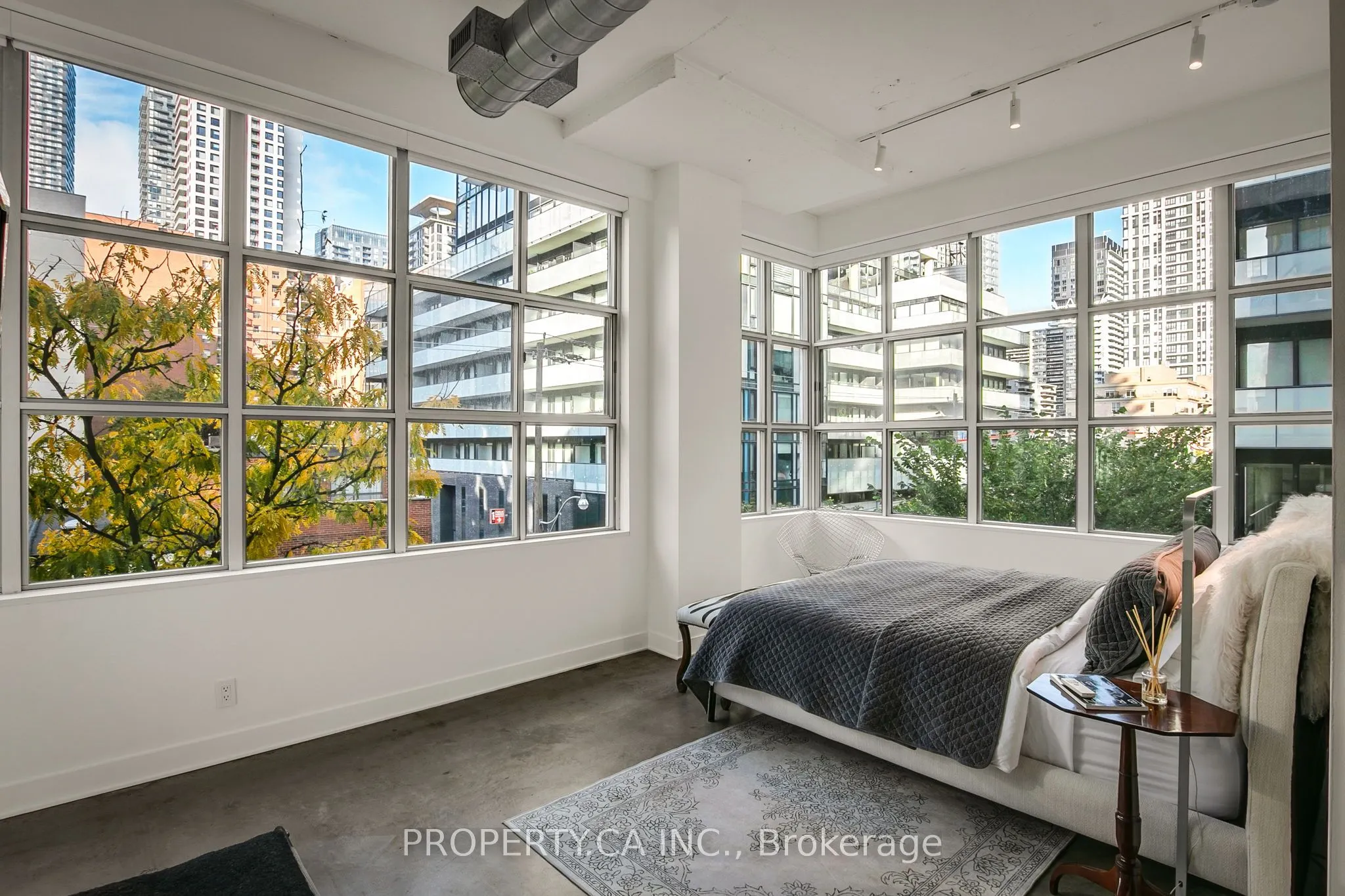 188 Eglinton Avenue E, #306