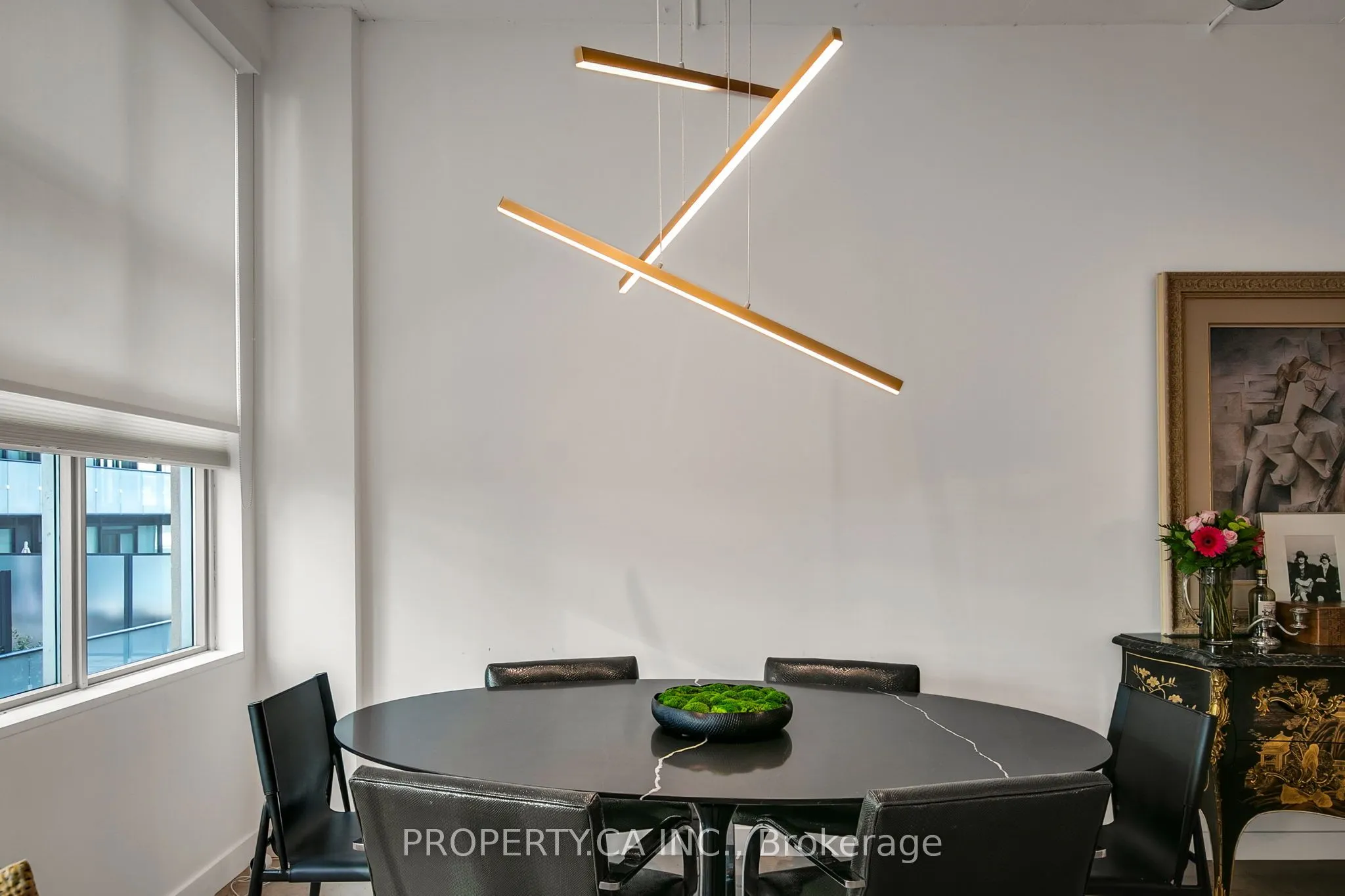 188 Eglinton Avenue E, #306