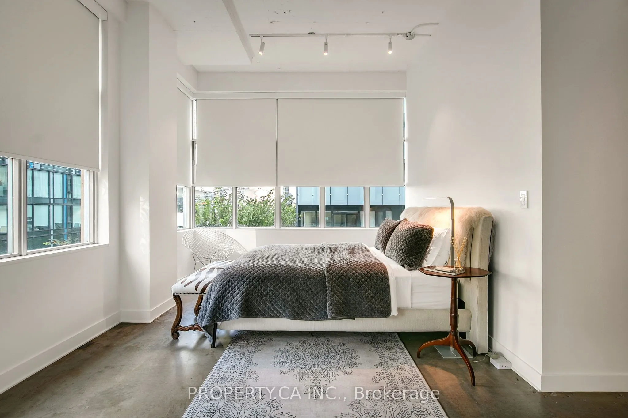 188 Eglinton Avenue E, #306