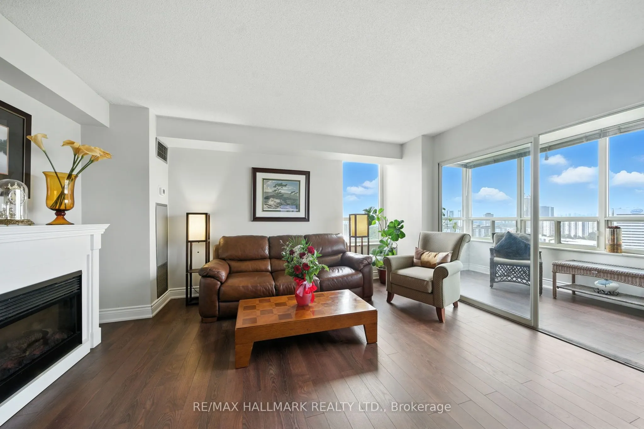 215 Wynford Drive, #2002