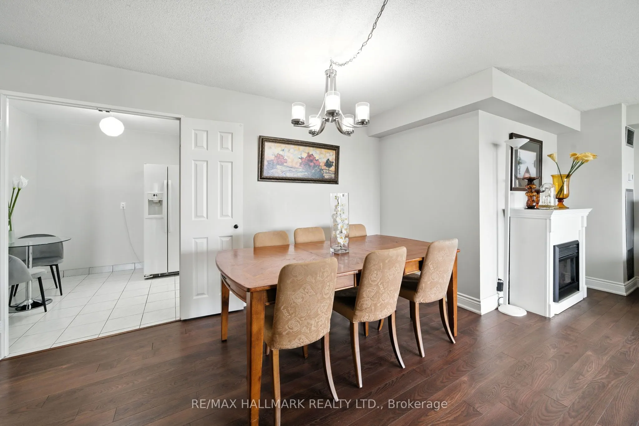 215 Wynford Drive, #2002