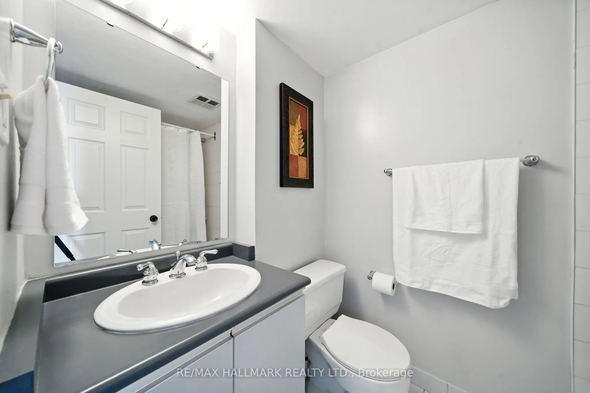 215 Wynford Drive, #2002