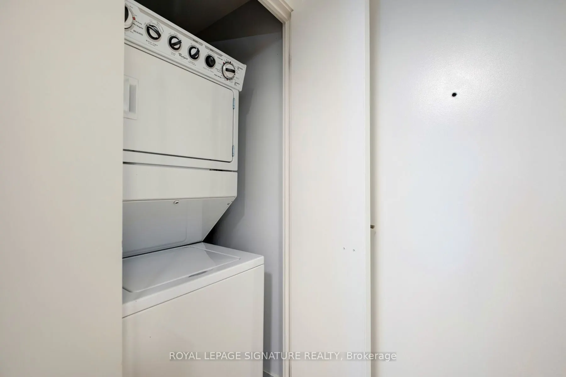 32 Camden Street, #704