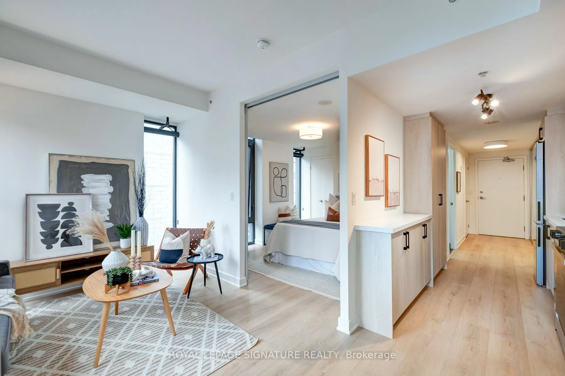 32 Camden Street, #704