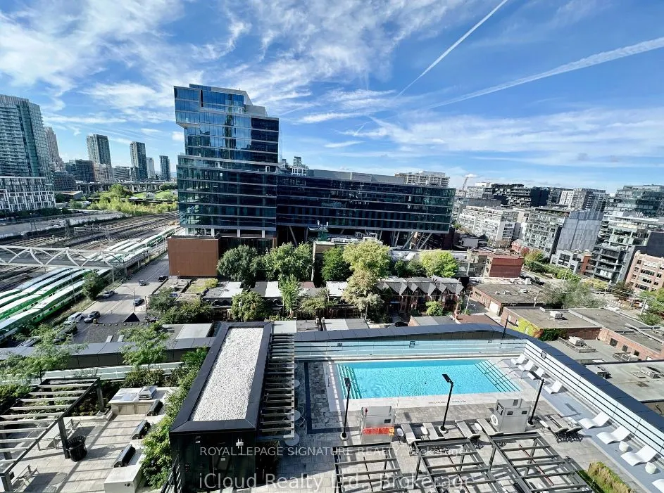 480 Front Street, #811