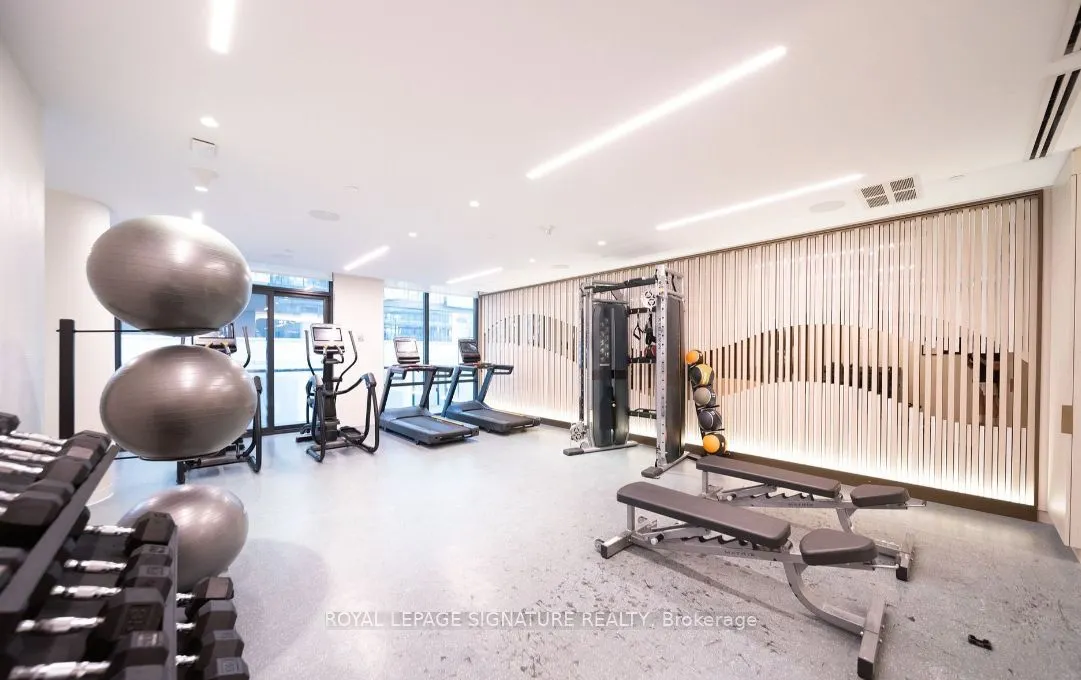 480 Front Street, #811