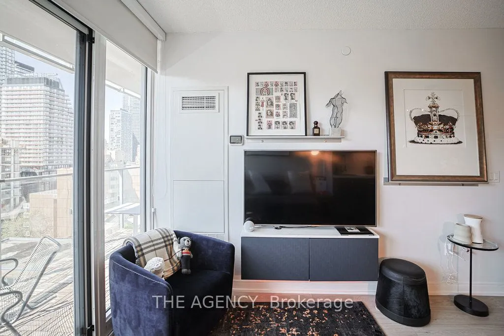 50 Wellesley Street E, #1109