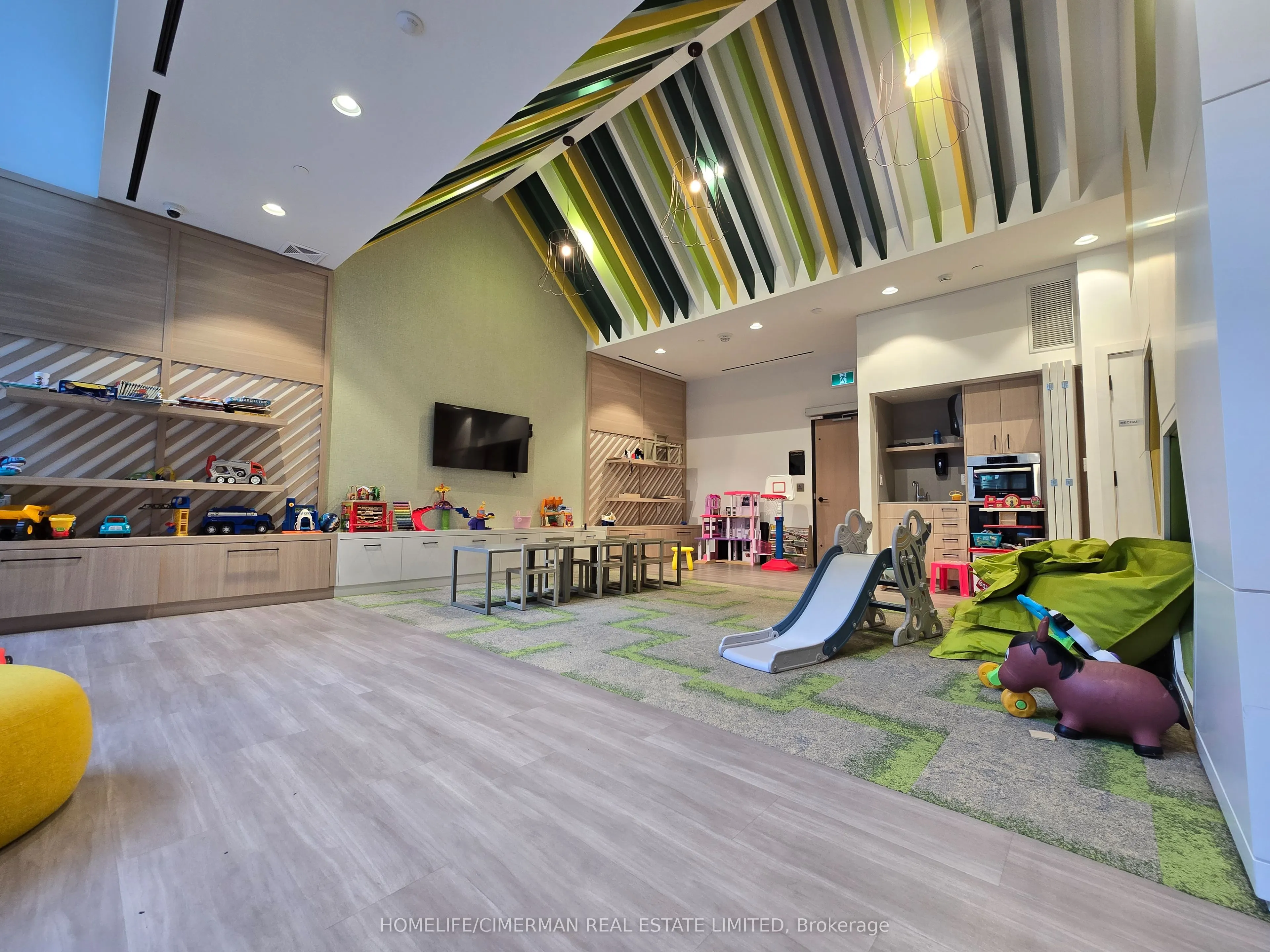 35 Rolling Mills Road, #N524